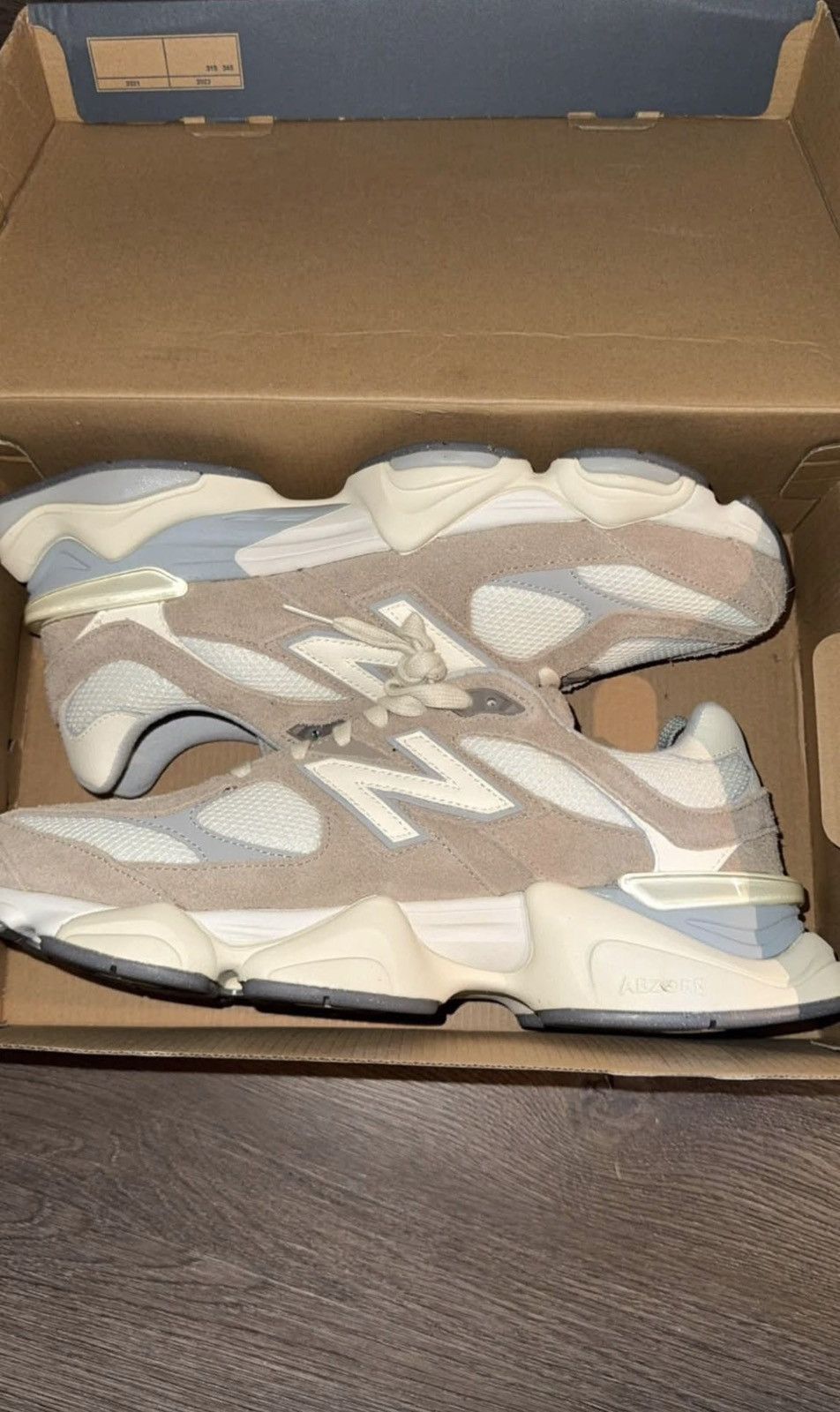 New Balance New Balance 9060 Driftwood Stone Pink Sea Salt Size US 13 / EU 46 - 1 Thumbnail