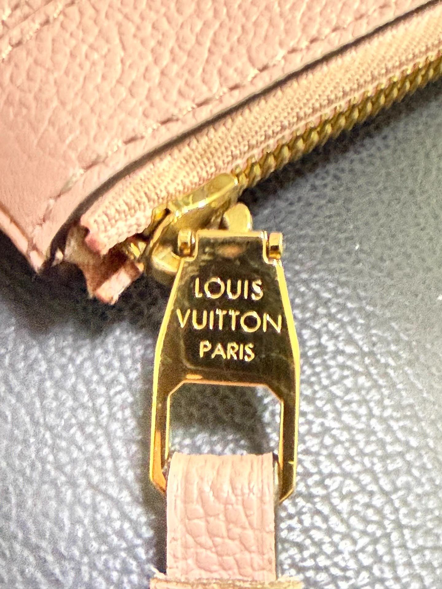 Louis Vuitton LV pink full leather printed clutch bag Ｑ20 Size ONE SIZE - 3 Thumbnail