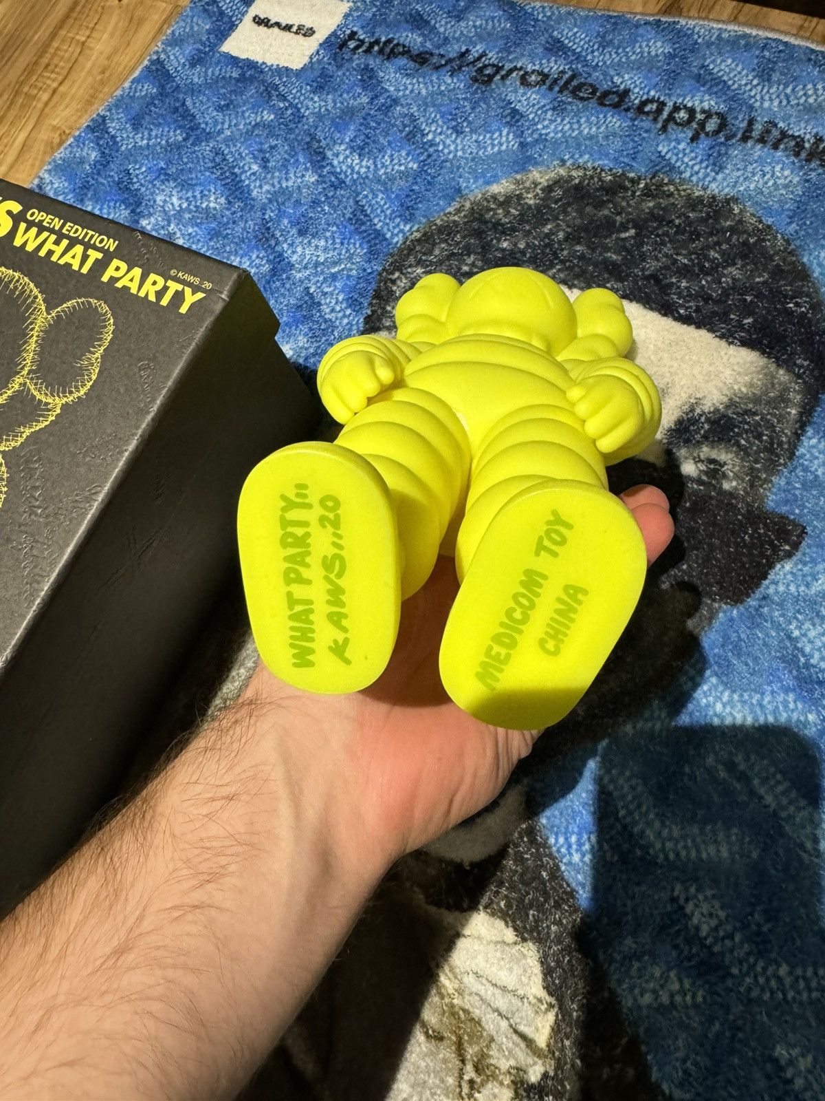 Kaws Kaws Chum Size ONE SIZE - 3 Thumbnail