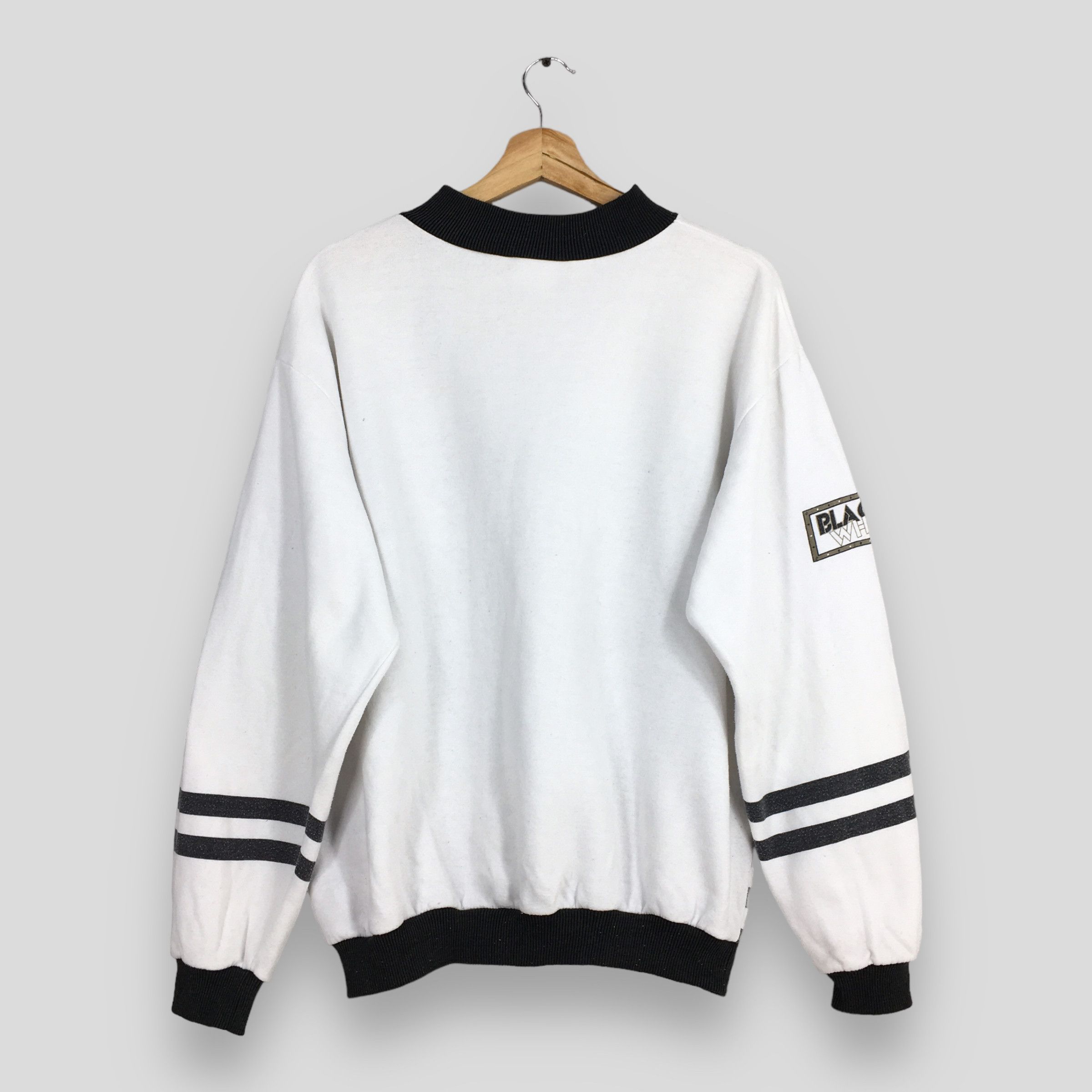 Vintage Vintage 90's Black + White Stripes Sweatshirt Medium Size US M / EU 48-50 / 2 - 8 Thumbnail
