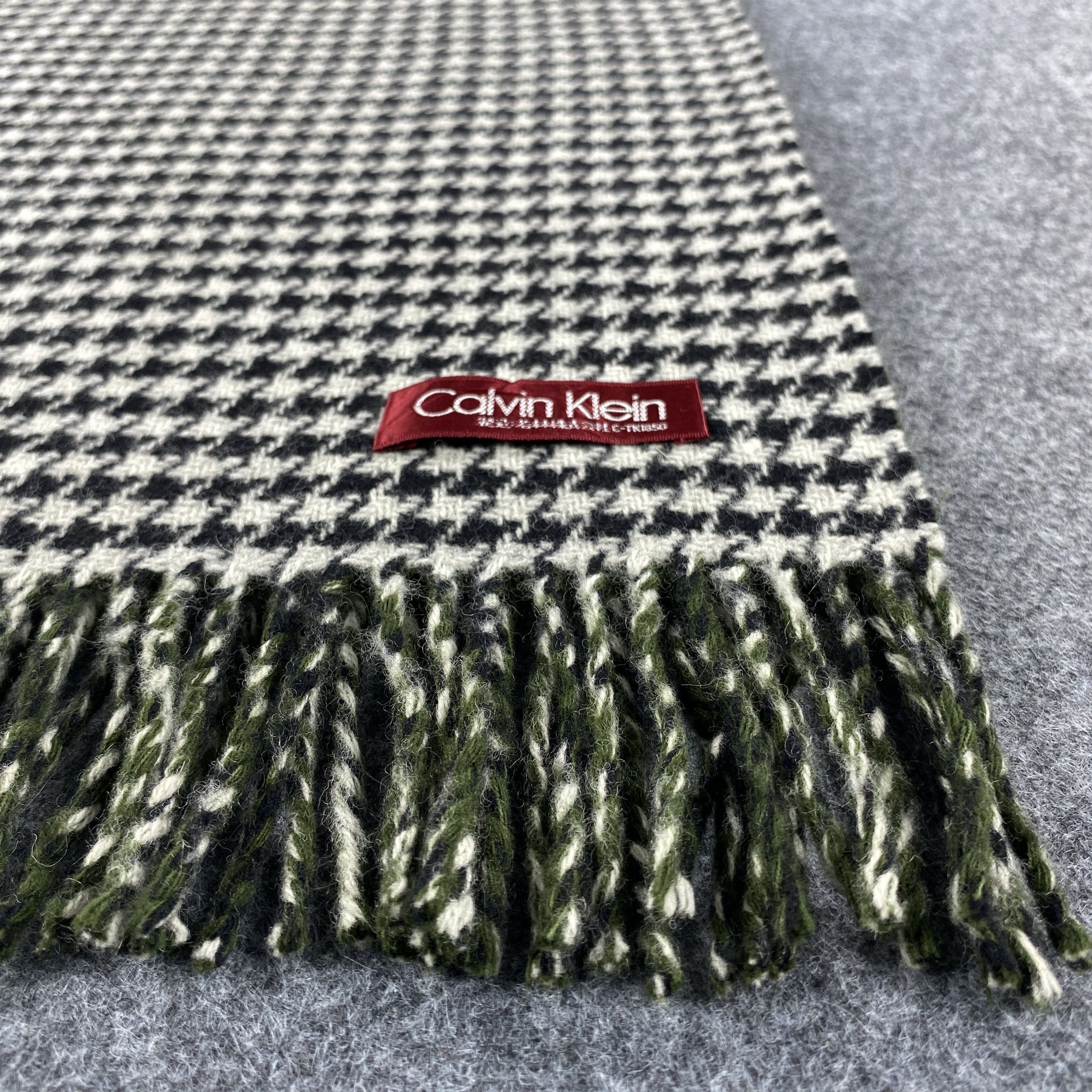 Calvin Klein × Vintage Calvin Klein Scarf # Muffler # Neckwear # D548 Size ONE SIZE - 7 Thumbnail