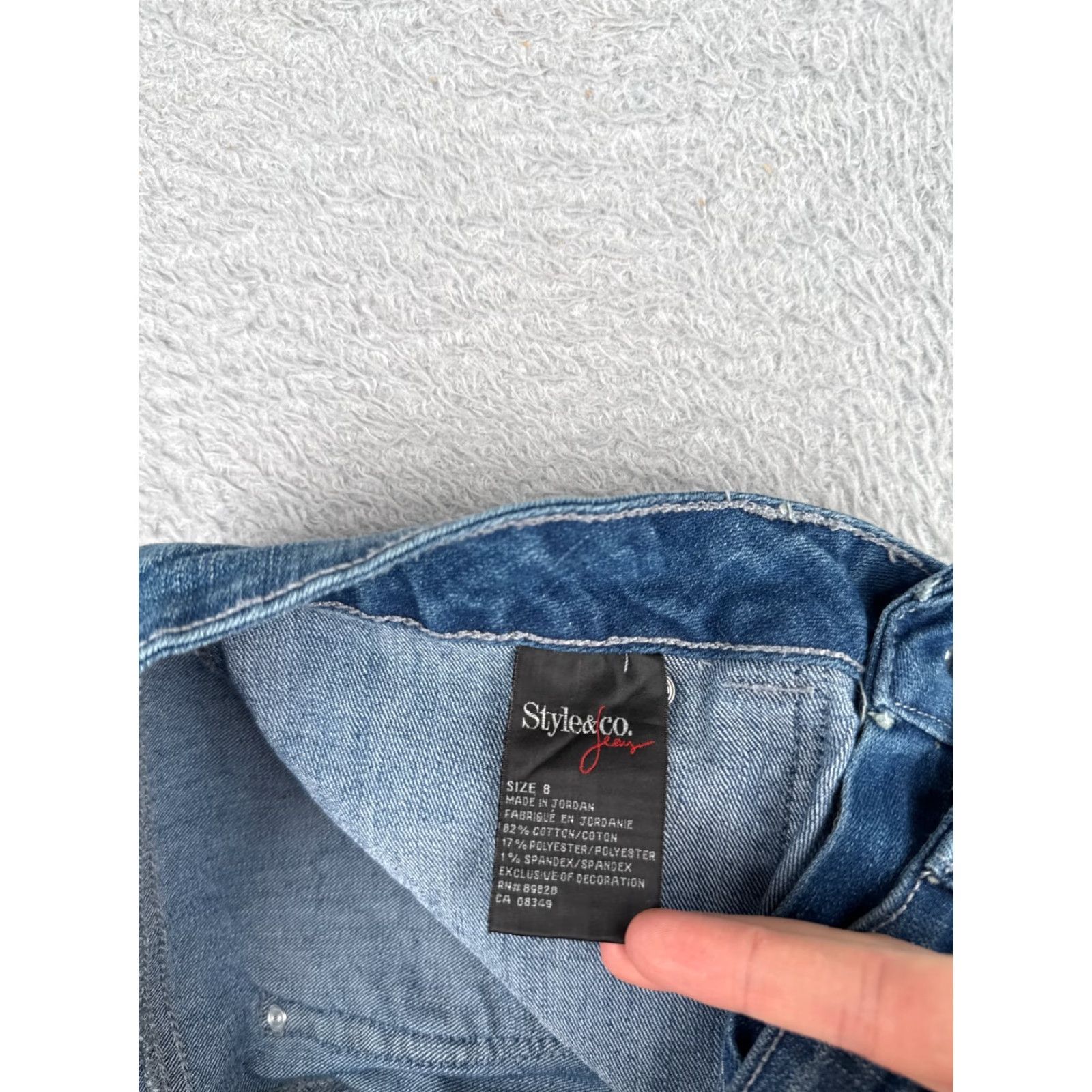 Vintage Style & Co Jeans Women 8 Capri Denim Blue Medium Wash 29x21 Womens Size 30" / US 8 / IT 44 - 7 Thumbnail