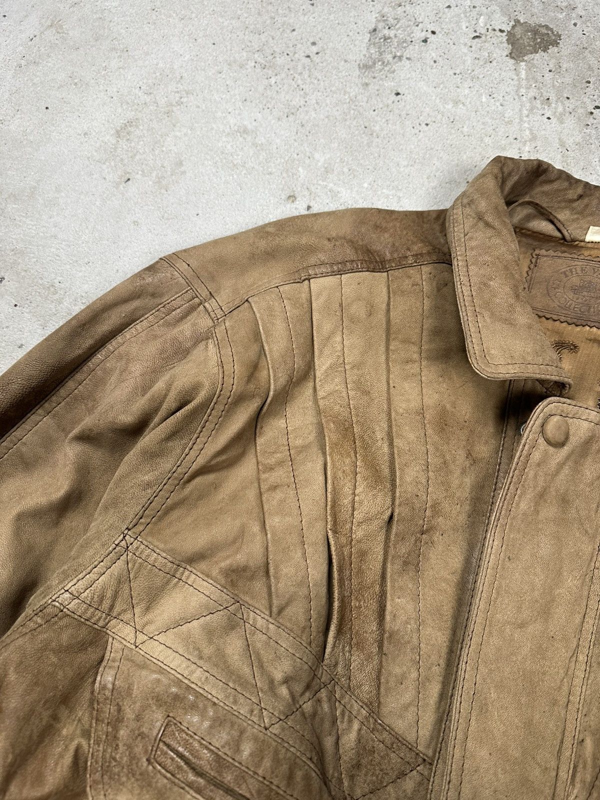 Genuine Leather × Vintage Vintage 90s Brown Distressed Utility Leather Bomber Jacket Size US L / EU 52-54 / 3 - 8 Thumbnail