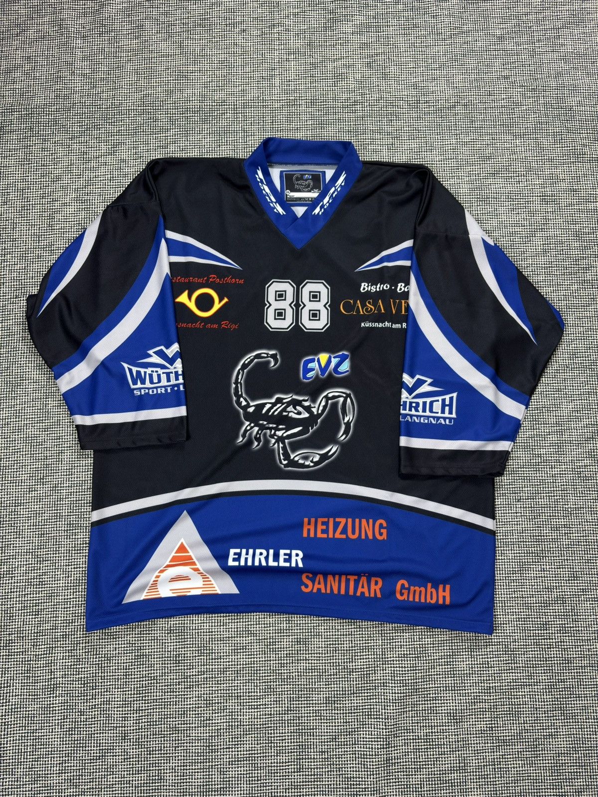 Other Vintage 00s Ev Zug black scorpions hockey jersey Size US XXL / EU 58 / 5 - 1 Thumbnail