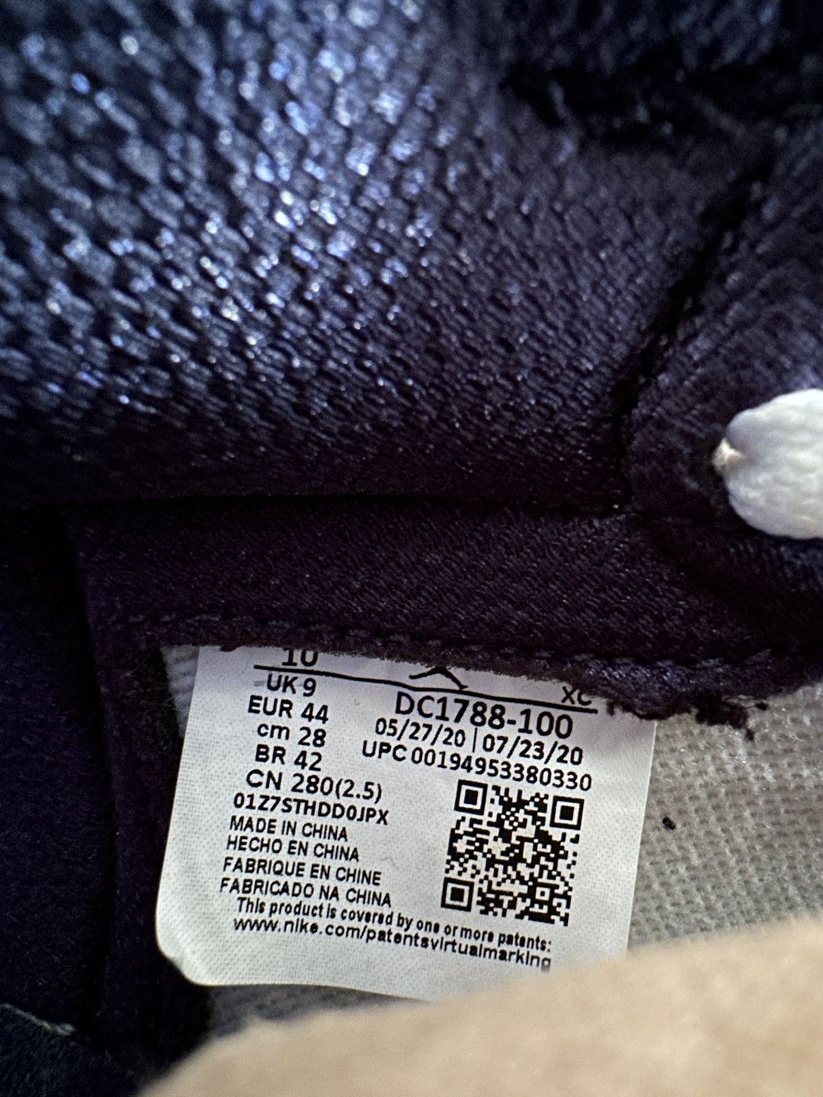 Jordan Brand Air Jordan 1 High COJP Midnight Navy Size US 10 / EU 43 - 6 Thumbnail