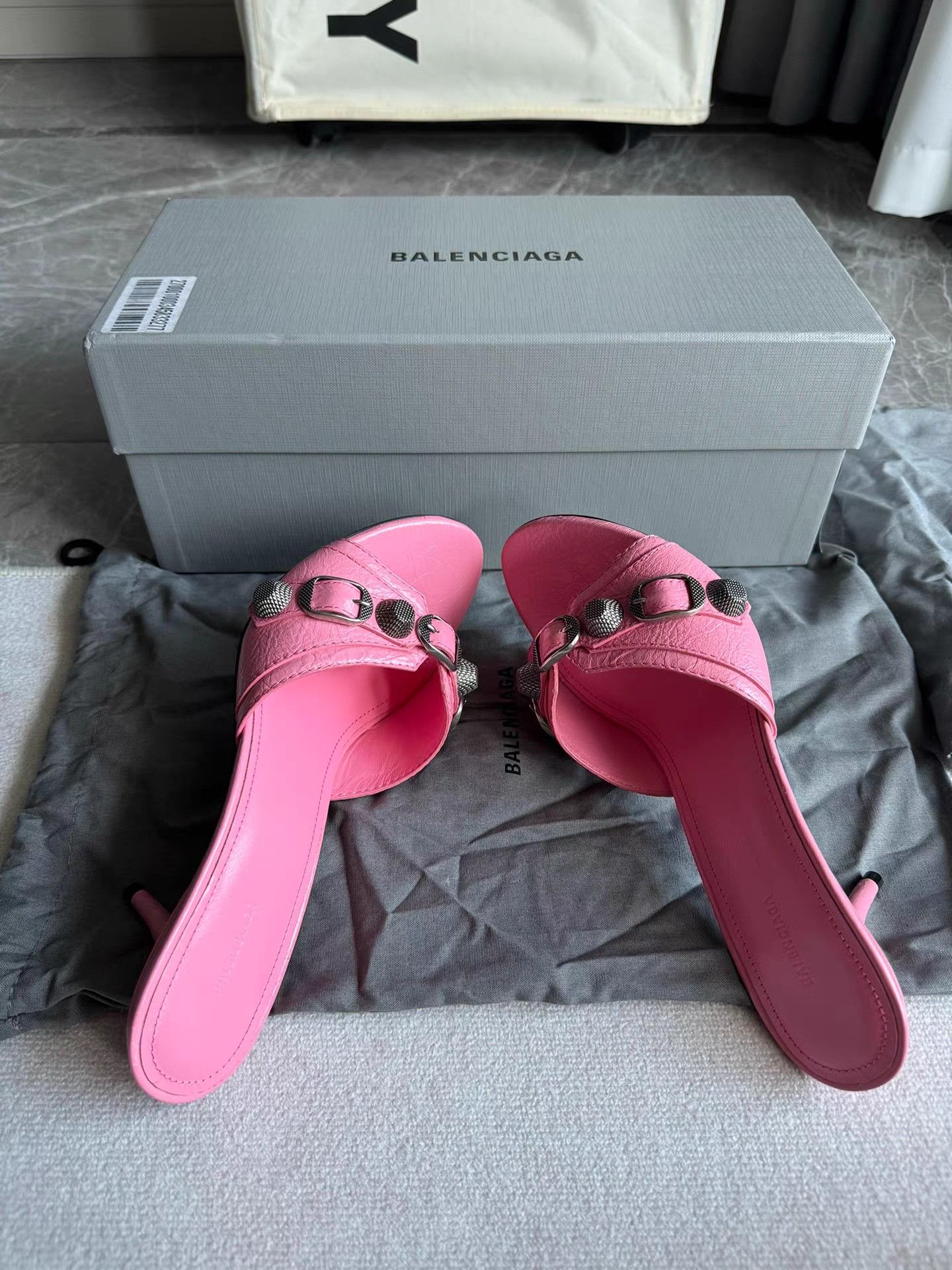 Balenciaga Balenciaga Pink Cagole Kitten Heel Sandals K6 Size US 7 / IT 37 - 8 Thumbnail