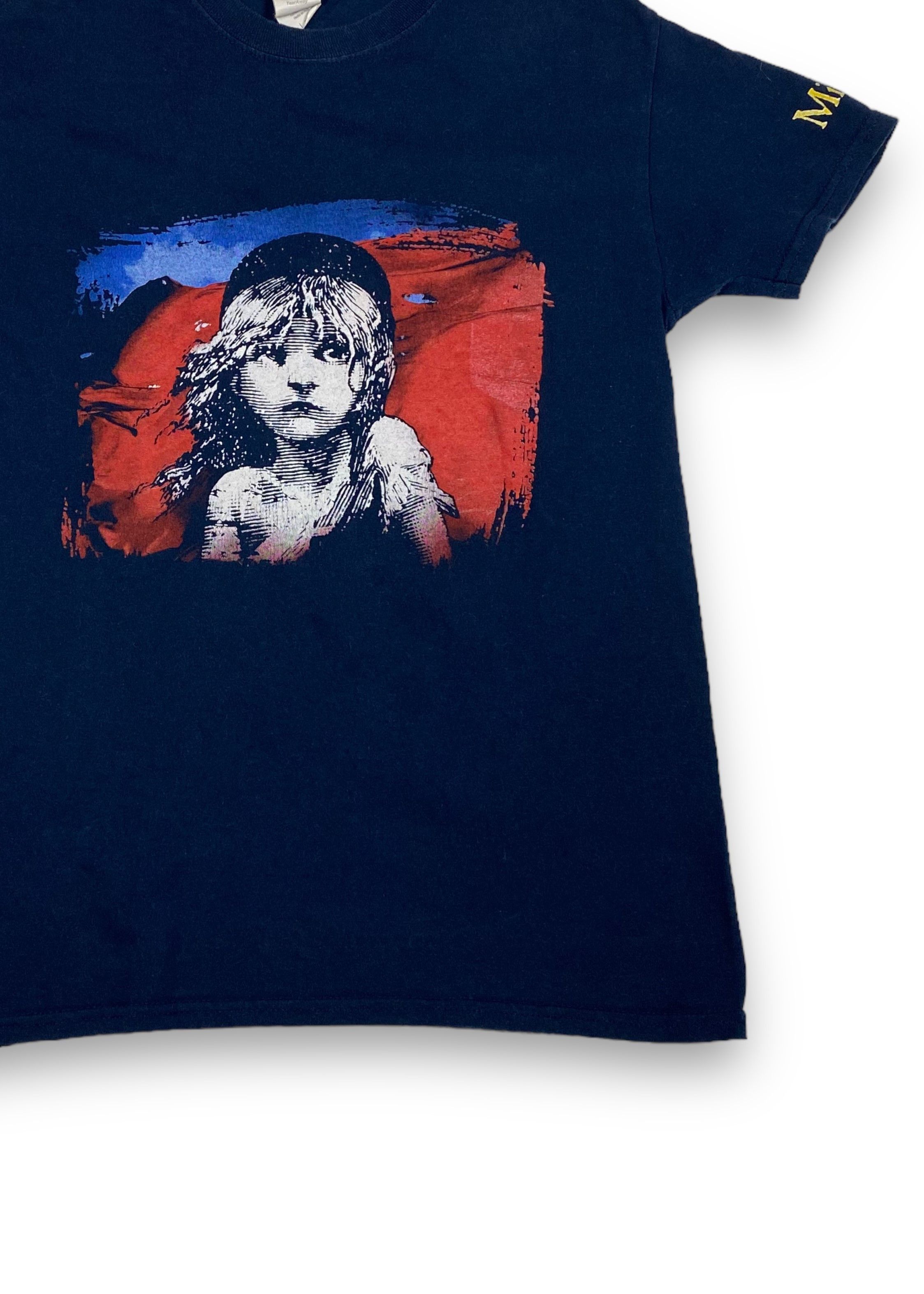 Other Vintage LES MISERABLES Navy Graphic T-Shirt M755 Size US S / EU 44-46 / 1 - 2 Thumbnail