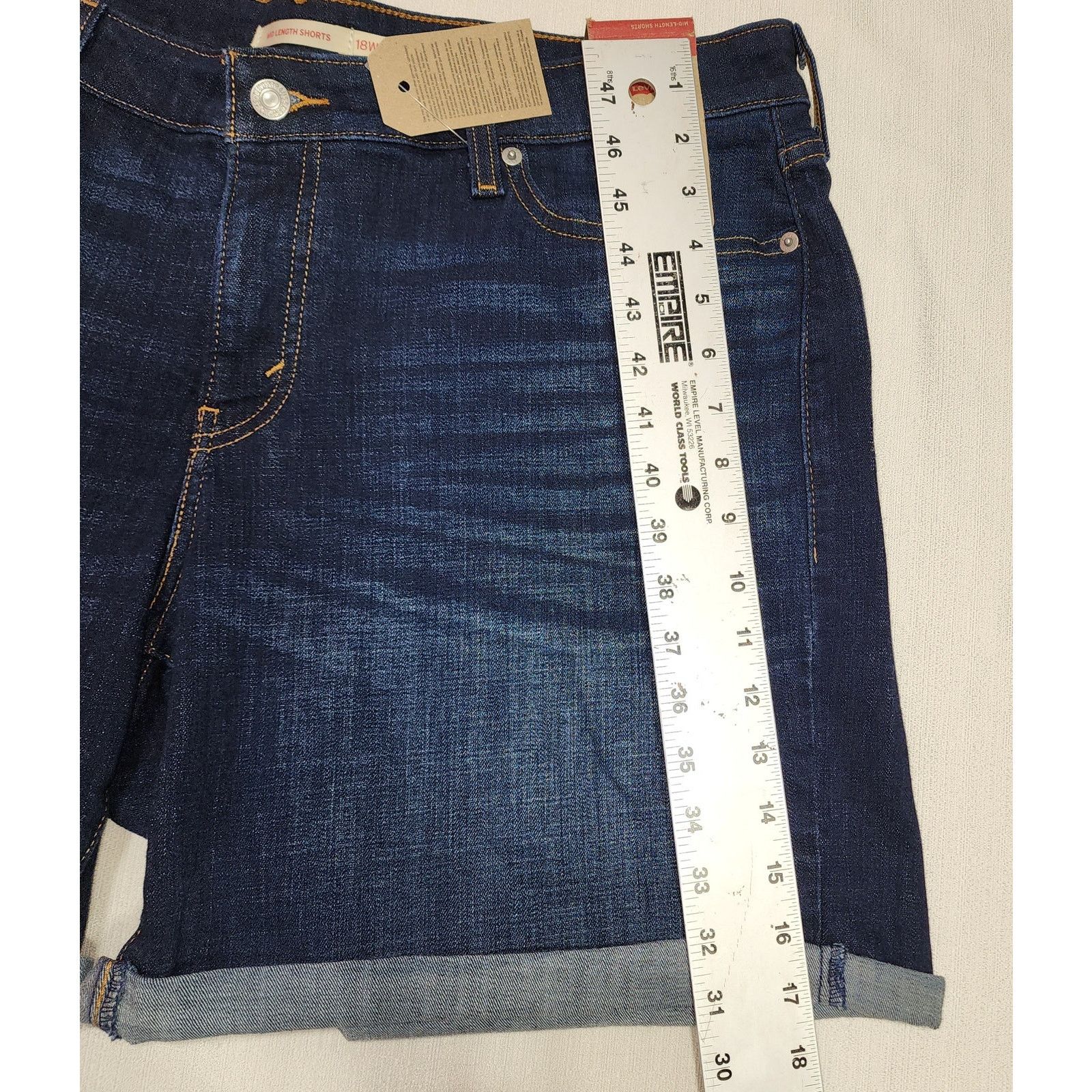 Levi's Levi's Mid-length shorts W36'' x L17'' Size US 36 / EU 52 - 4 Thumbnail