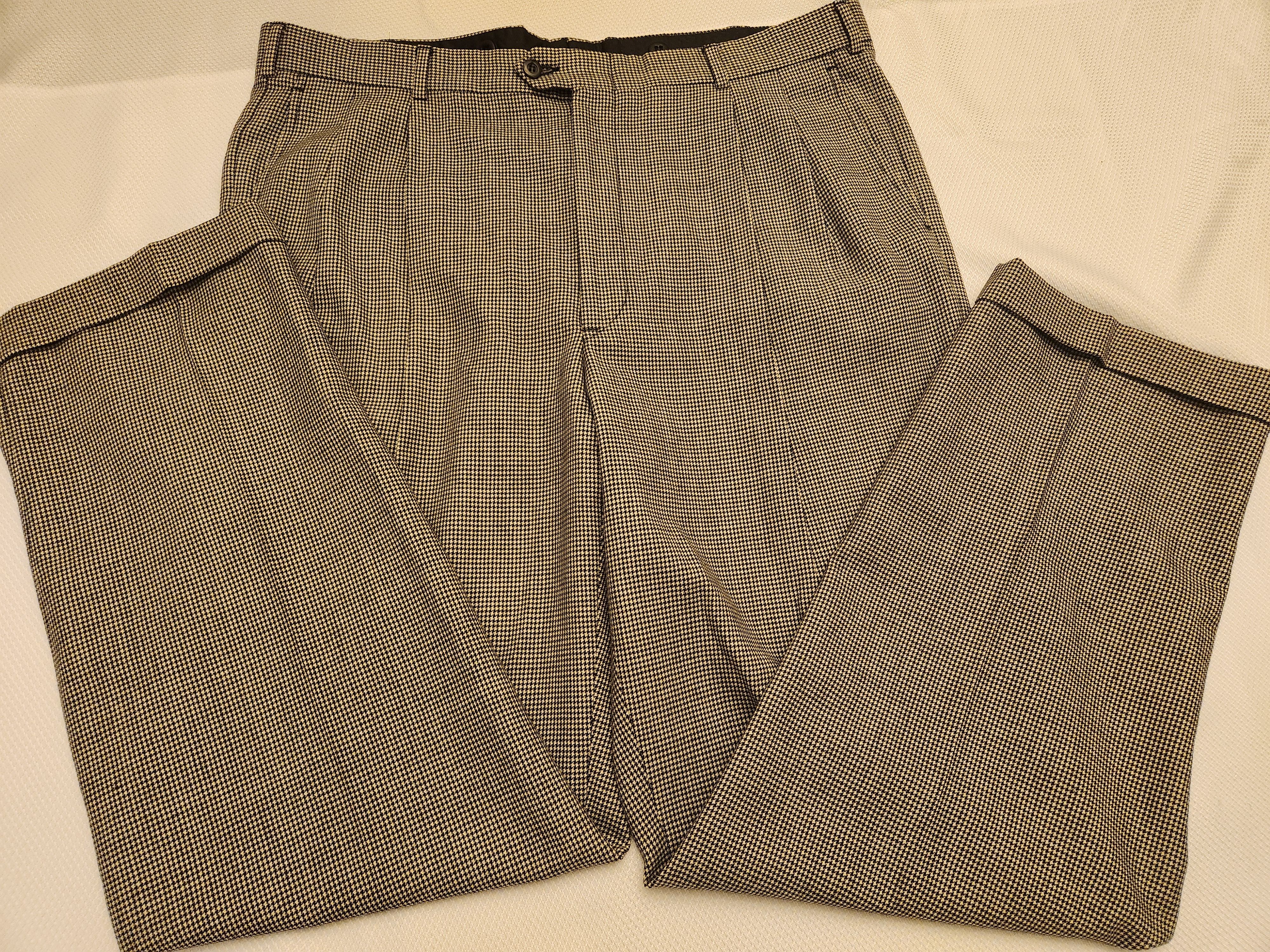 Vintage Vintage Tailor's Bench Houndstooth Pleated Front Dress Pants Size US 38 / EU 54 - 2 Thumbnail