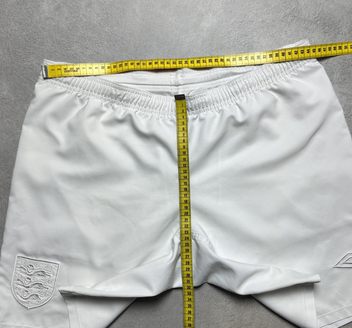 Umbro England 2010 2011 Home Football Soccer Shorts Umbro Size US 34 / EU 50 - 15 Thumbnail