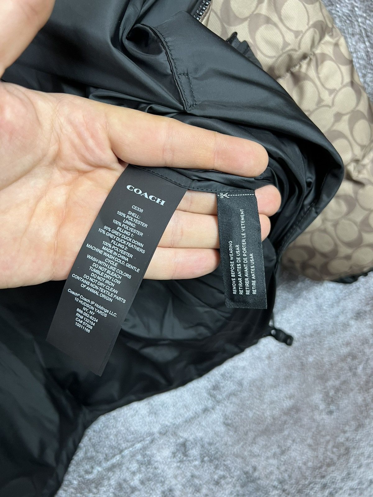 Coach Coach monogram signature Sherpa puffer jacket duck down Size US L / EU 52-54 / 3 - 10 Thumbnail