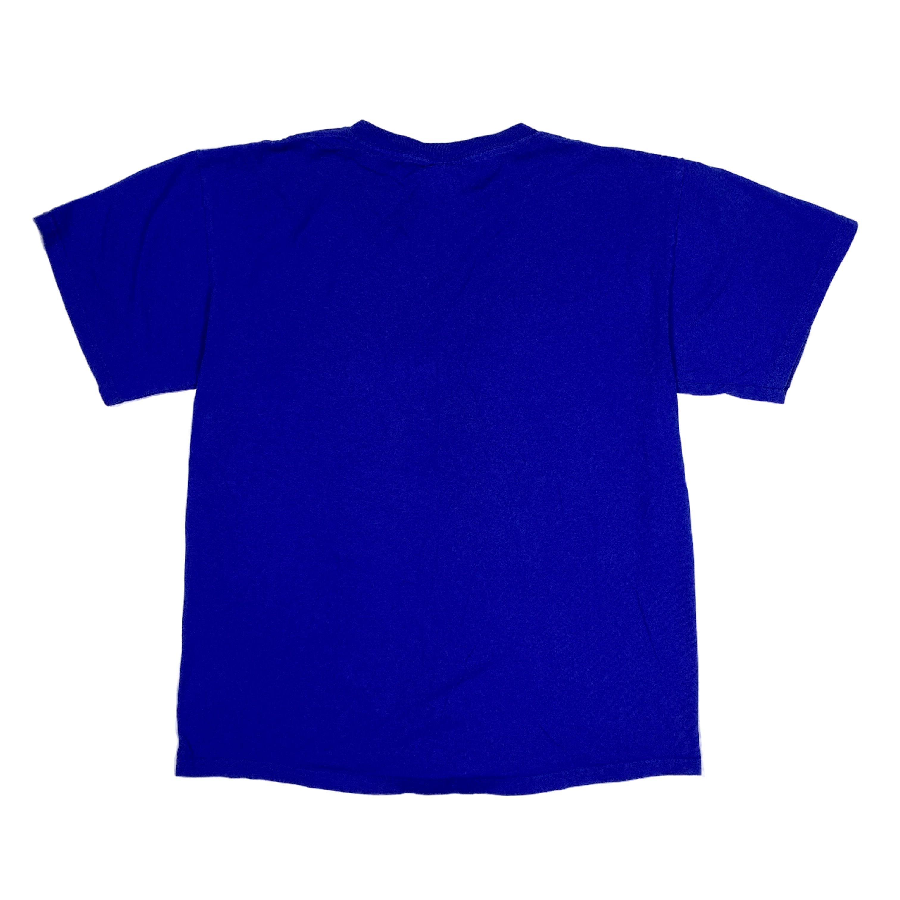 Vintage Vintage 00s Delta Being a Guy ROCKS Tee Shirt Size Medium Size US M / EU 48-50 / 2 - 2 Thumbnail