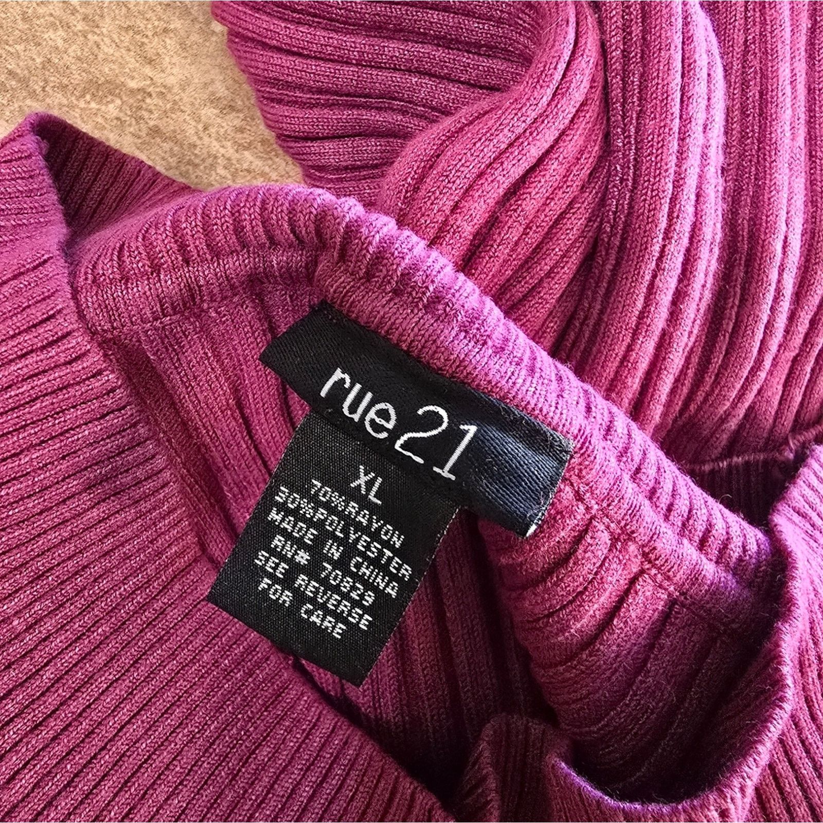 rue21 Dark Pink | RUE21 | Ribbed Sweater 3/4 Sleeve Size XL / US 12-14 / IT 48-50 - 3 Thumbnail