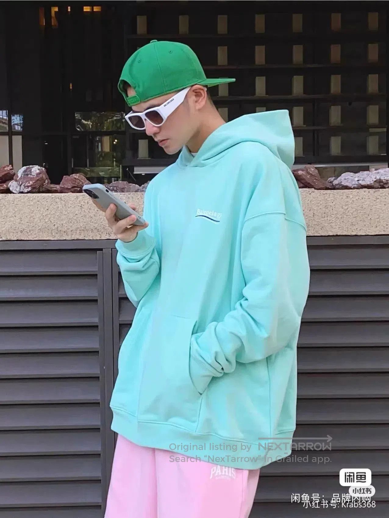 Balenciaga balenciaga mint green logo hoodie uni. Size US M / EU 48-50 / 2 - 3 Thumbnail