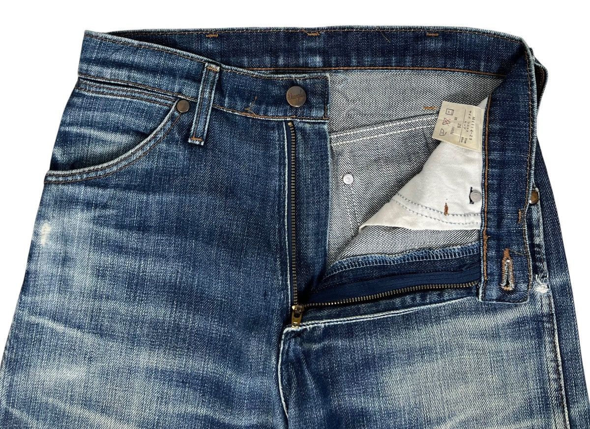 Vintage Vintage Distressed Wrangler Jeans Size US 28 / EU 44 - 3 Thumbnail