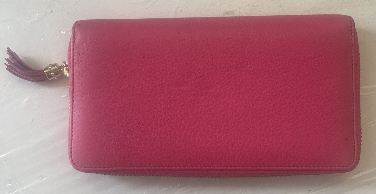 Gucci Aunthentic Gucci Pink Leather Purse With Tassel Tap Size ONE SIZE - 6 Thumbnail