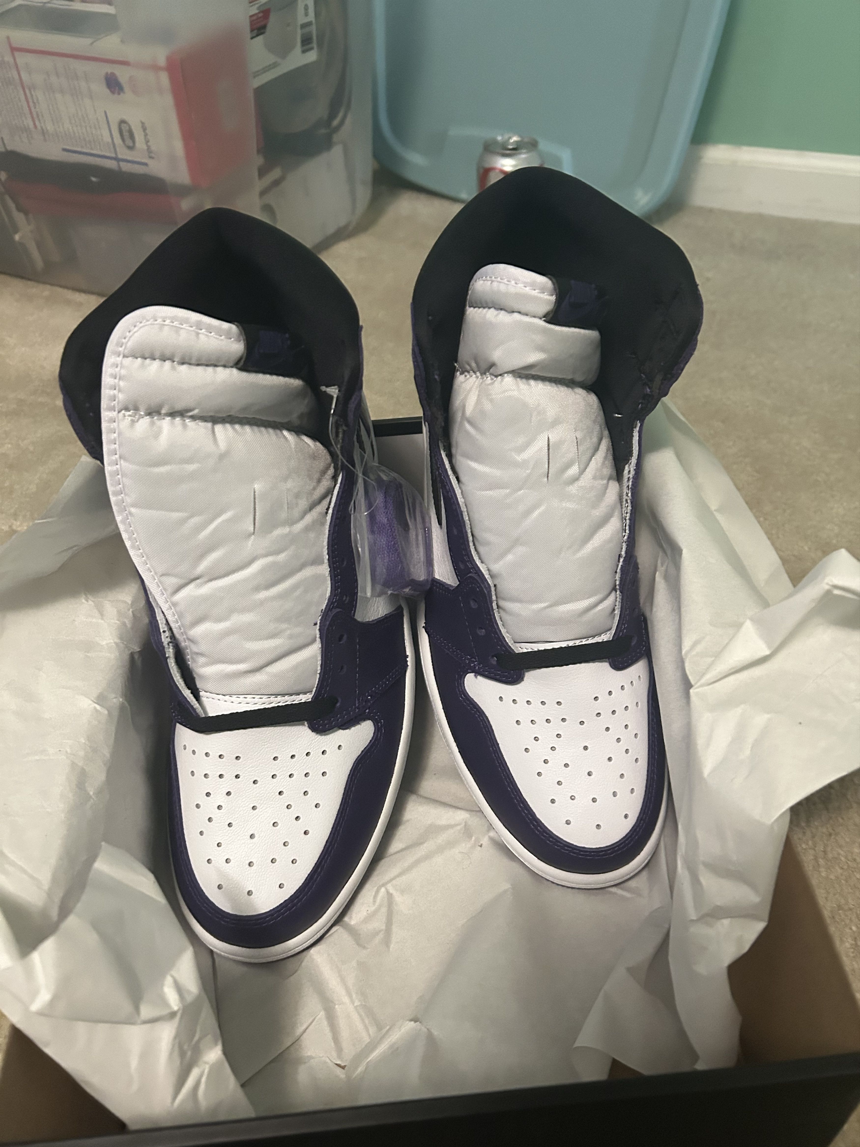 Jordan Brand Air Jordan 1 Retro High OG "Court Purple" – Deadstock Size US 11 / EU 44 - 3 Thumbnail