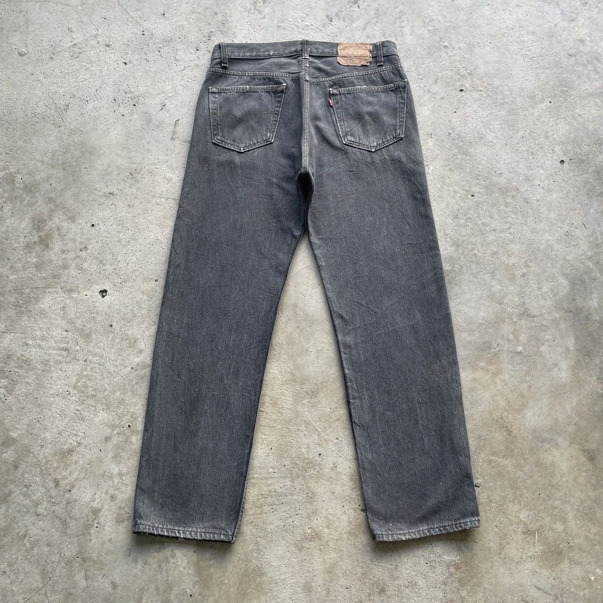 Levi's Vintage Clothing 90s Vintage Levi’s 501 USA Black Faded Jeans Pants W34x29 Size US 34 / EU 50 - 12 Thumbnail