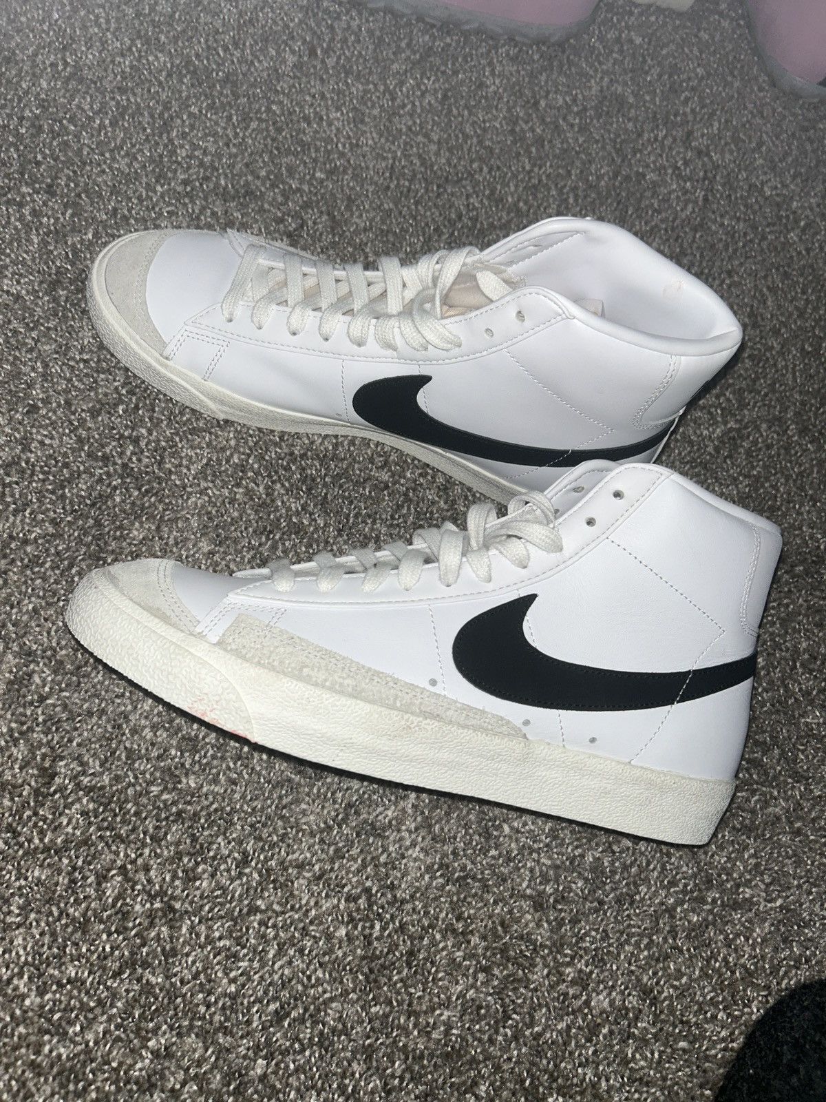 Nike Nike Blazer Mid 77 Size US 10.5 / EU 43-44 - 1 Thumbnail