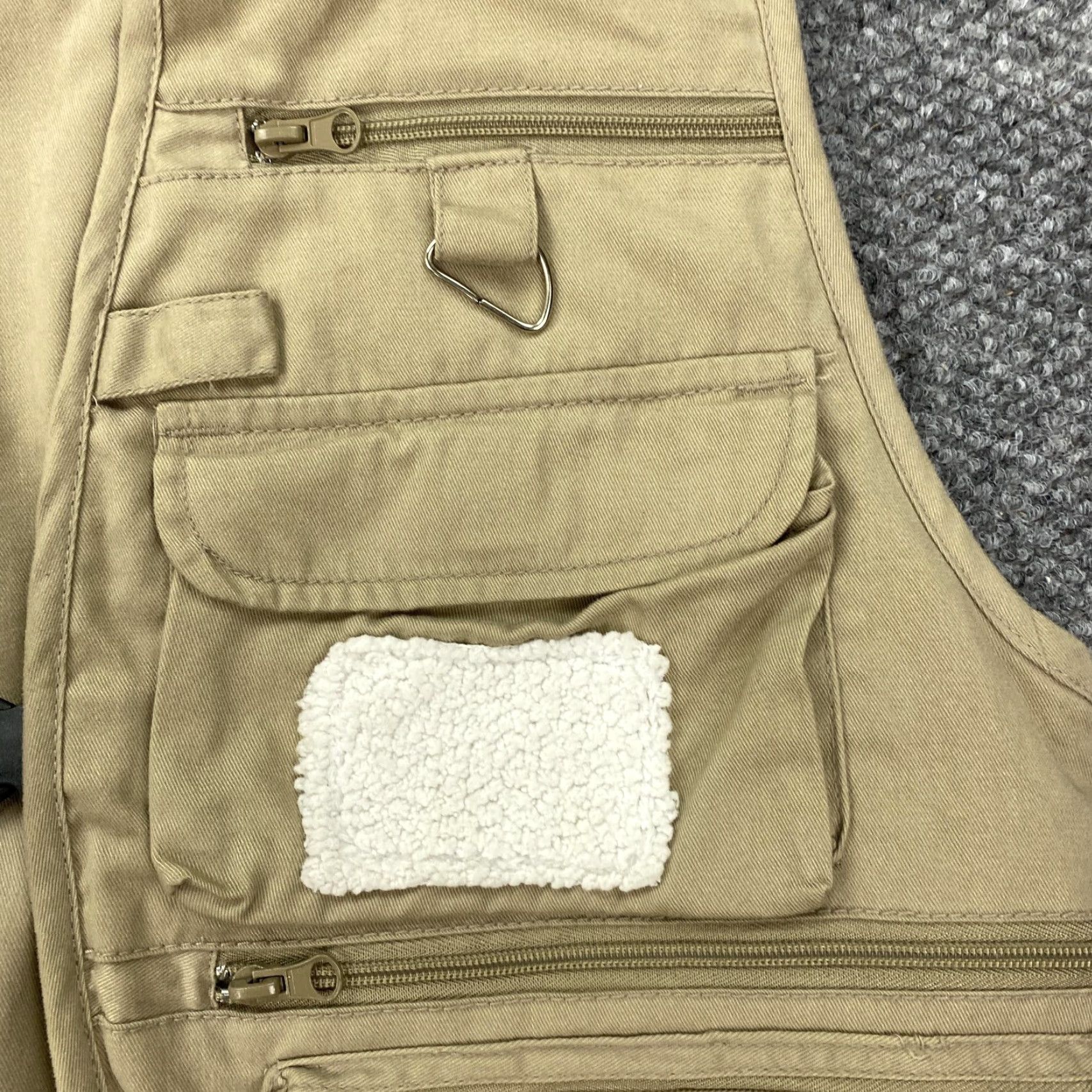 Vintage Crystal River Vest Mens Large Khaki Fishing Utility Multi Pocket Fly Zip D Ring Size US L / EU 52-54 / 3 - 4 Thumbnail