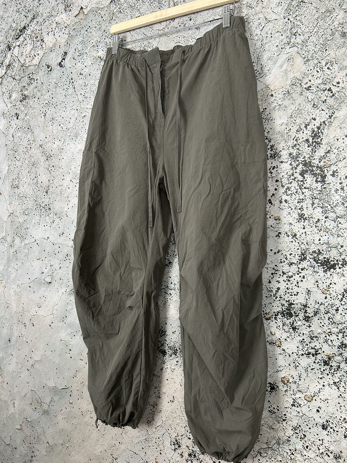 Other Weekday Parachute Pants Cargo Streetwear Hype Japanese Size US 34 / EU 50 - 2 Thumbnail
