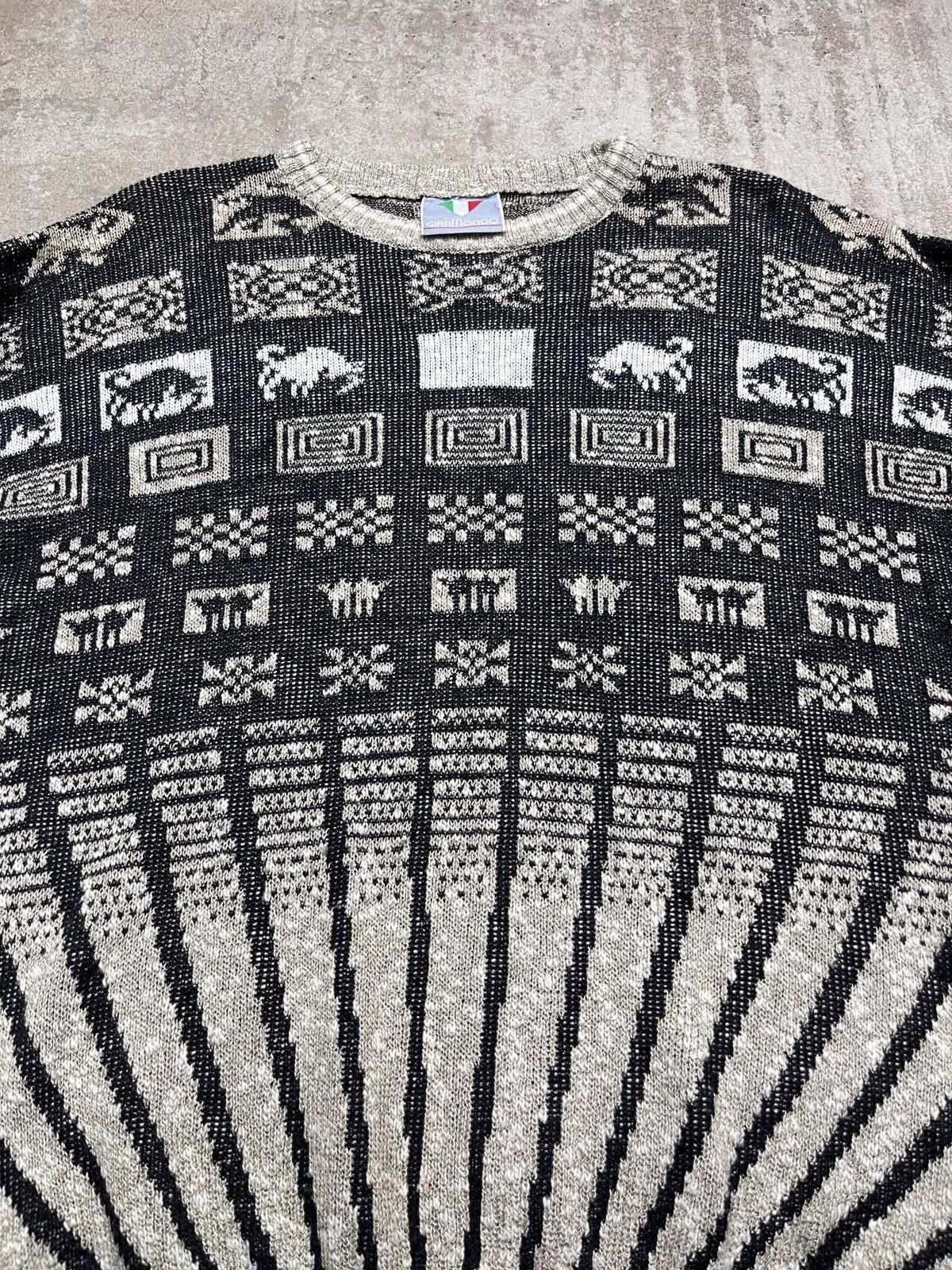 Vintage 1990s ITALIAN AMAZING VINTAGE KNITTED SWEATER - 1355 Size US M / EU 48-50 / 2 - 3 Thumbnail