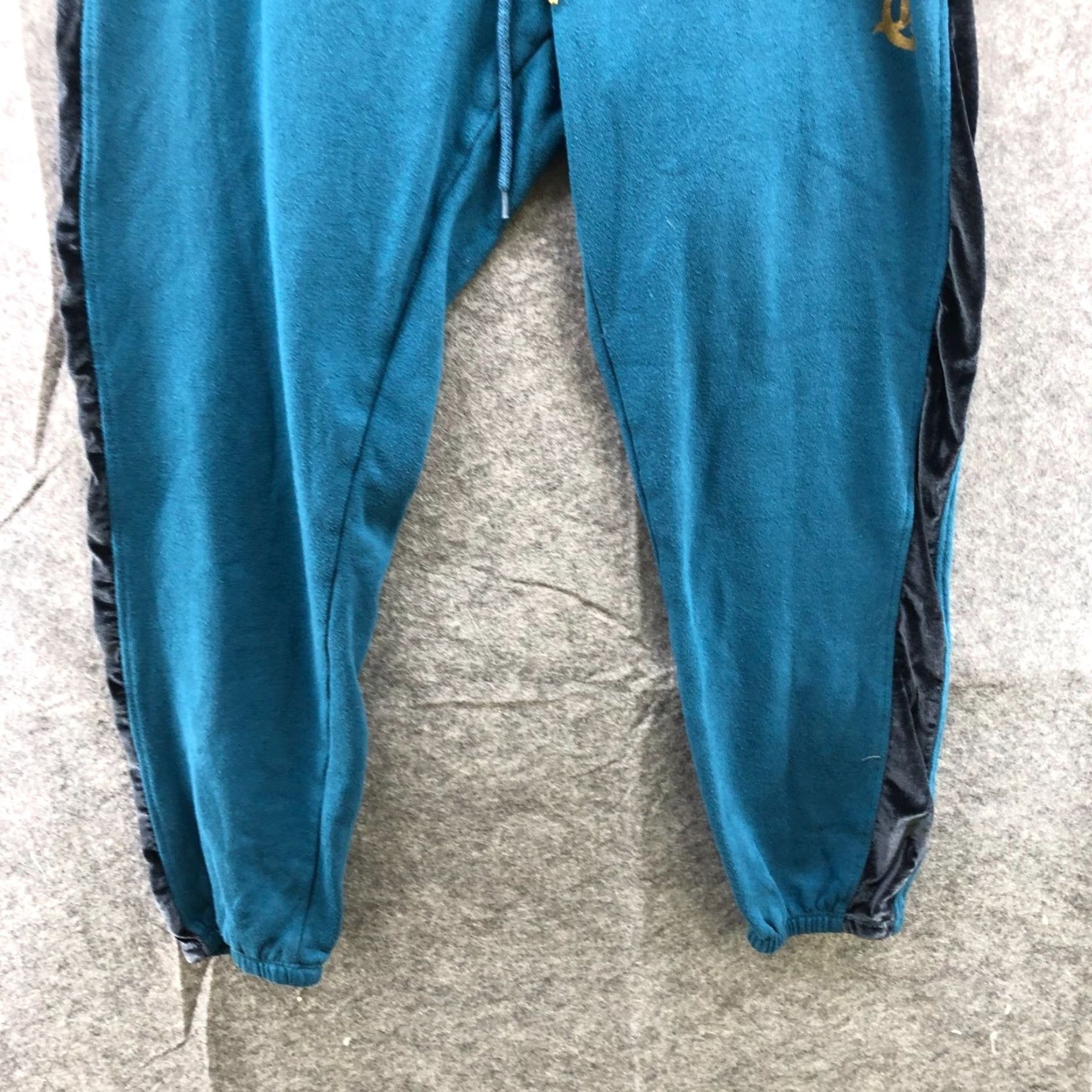 Juicy Couture Juicy Couture Sweatpants Jogger Womens M Teal Blue Logo Fleece Side Stripe Size 32" / US 10 / IT 46 - 4 Thumbnail