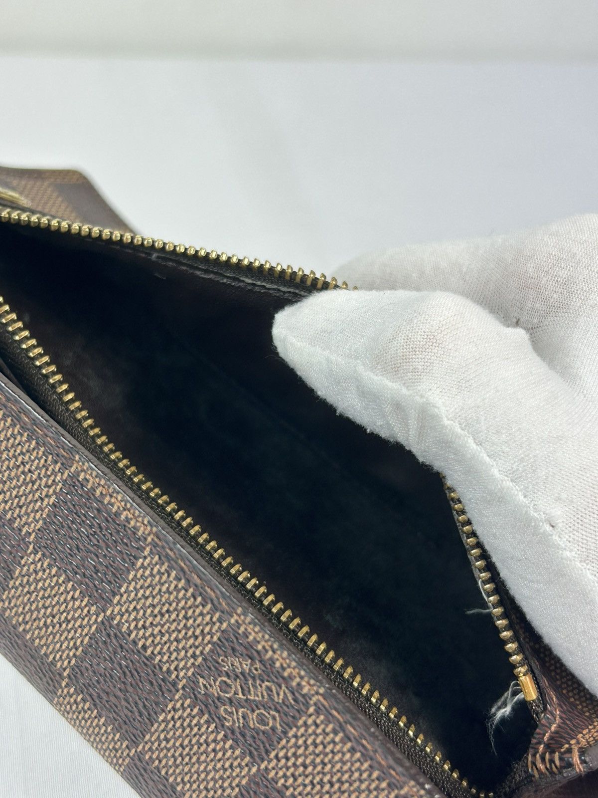 Louis Vuitton Louis Vuitton Damier Ebene Long Wallet Size ONE SIZE - 8 Thumbnail
