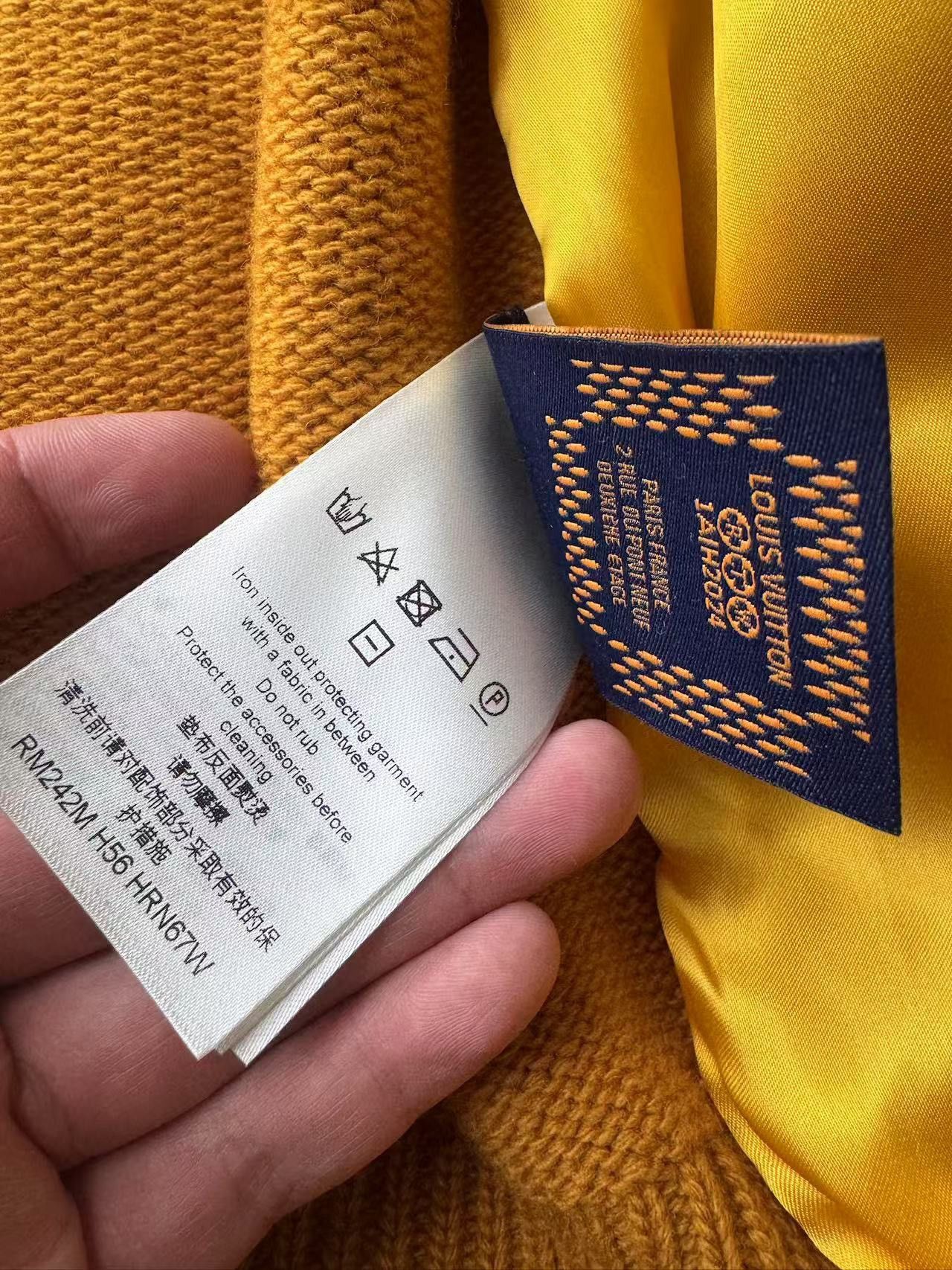 Louis Vuitton Louis Vuitton FW24 Yellow Cardigan with Pearls Sz.L Size US L / EU 52-54 / 3 - 8 Thumbnail