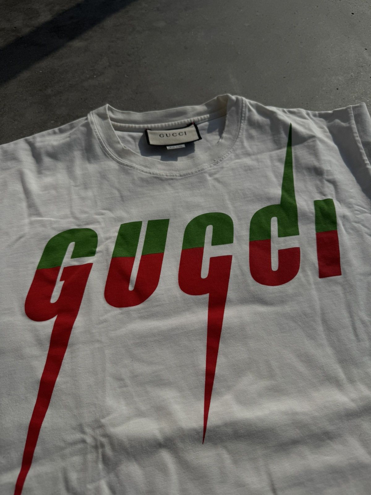Designer × Gucci RARE Gucci Blade print t-shirt Size US L / EU 52-54 / 3 - 2 Thumbnail