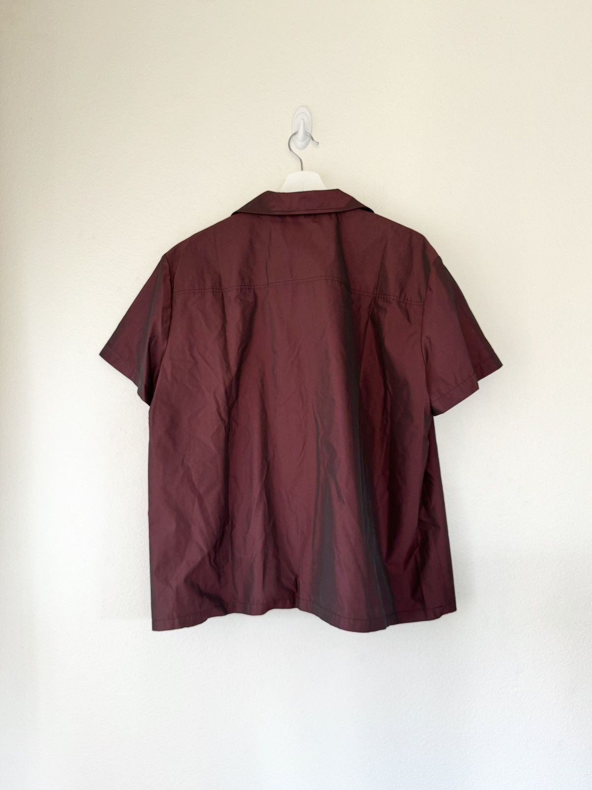 Heaven by Marc Jacobs Burgundy Tiny Teddy Taffeta Short Sleeve Shirt Size US XXL / EU 58 / 5 - 3 Thumbnail