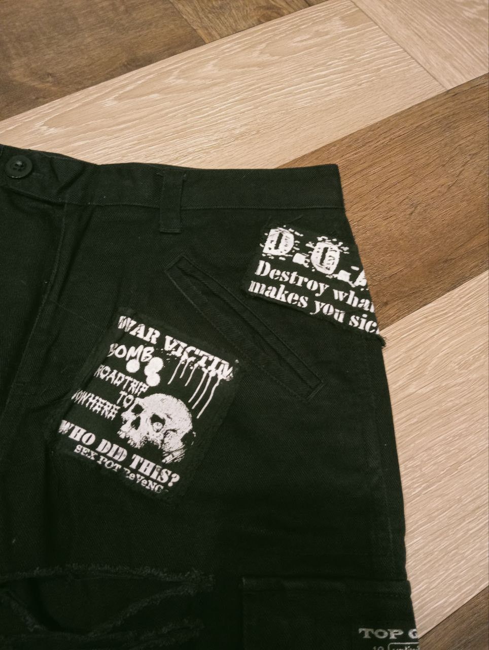 Seditionaries SEX POT REVENGE JAPAN BY THE ROADSIDE PUNK PANTS Size US 30 / EU 46 - 5 Thumbnail