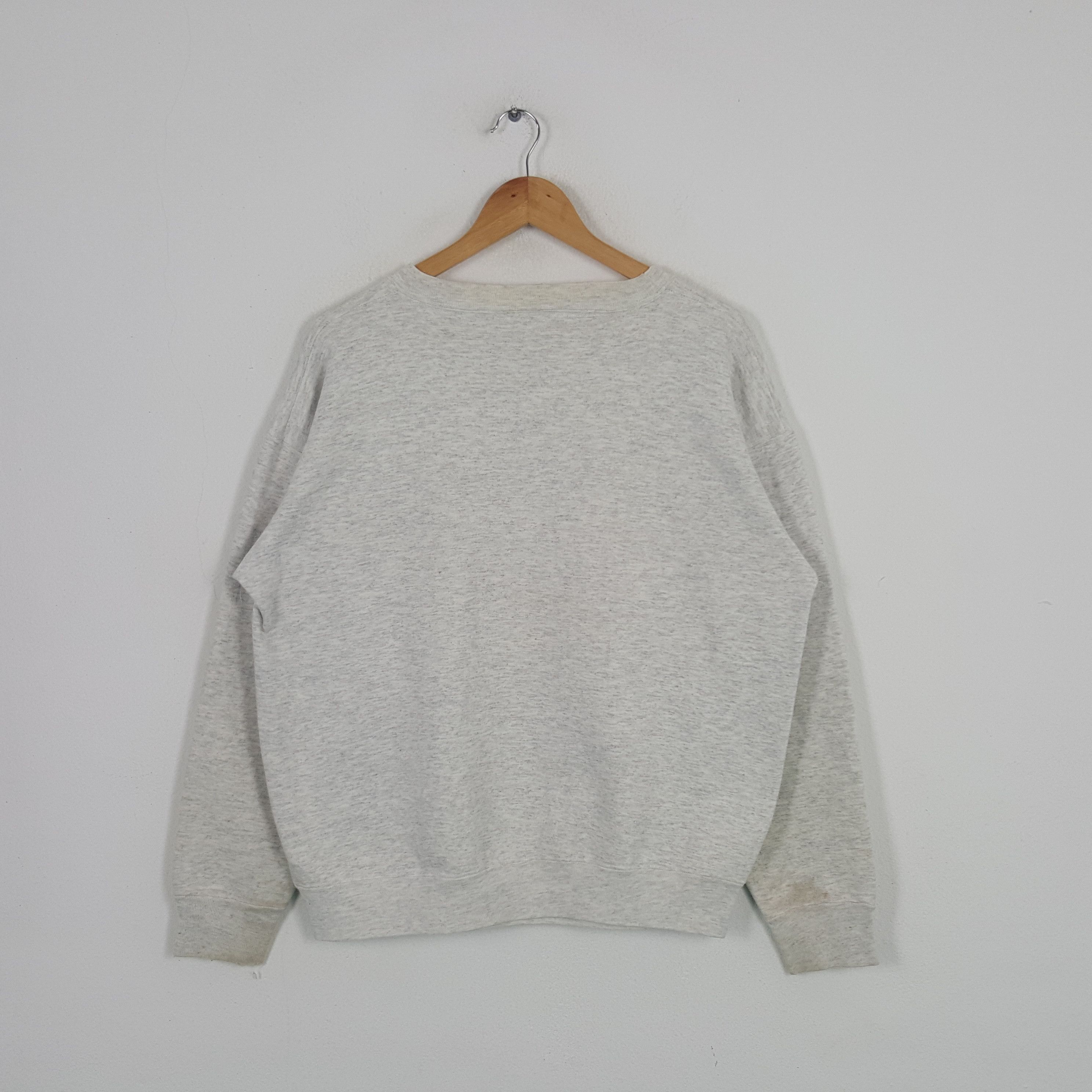 Japanese Brand × Vintage Vintage Georgetown Hoyas American Basketball NBA Sweatshirt Size US L / EU 52-54 / 3 - 3 Thumbnail