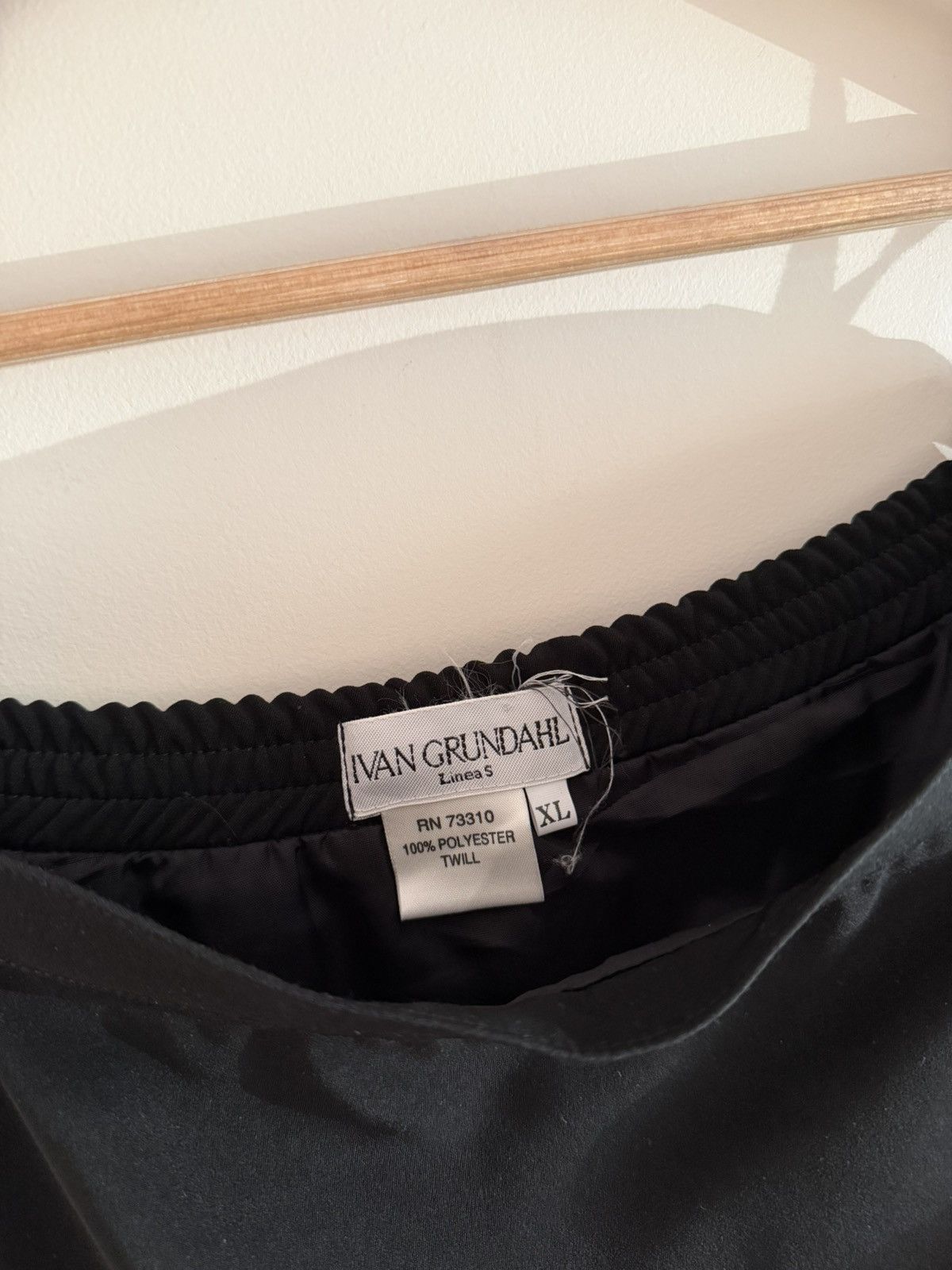 Ivan Grundahl Ivan Grundahl Asymmetrical Avant-Garde Skirt Size 28" / US 6 / IT 42 - 3 Thumbnail