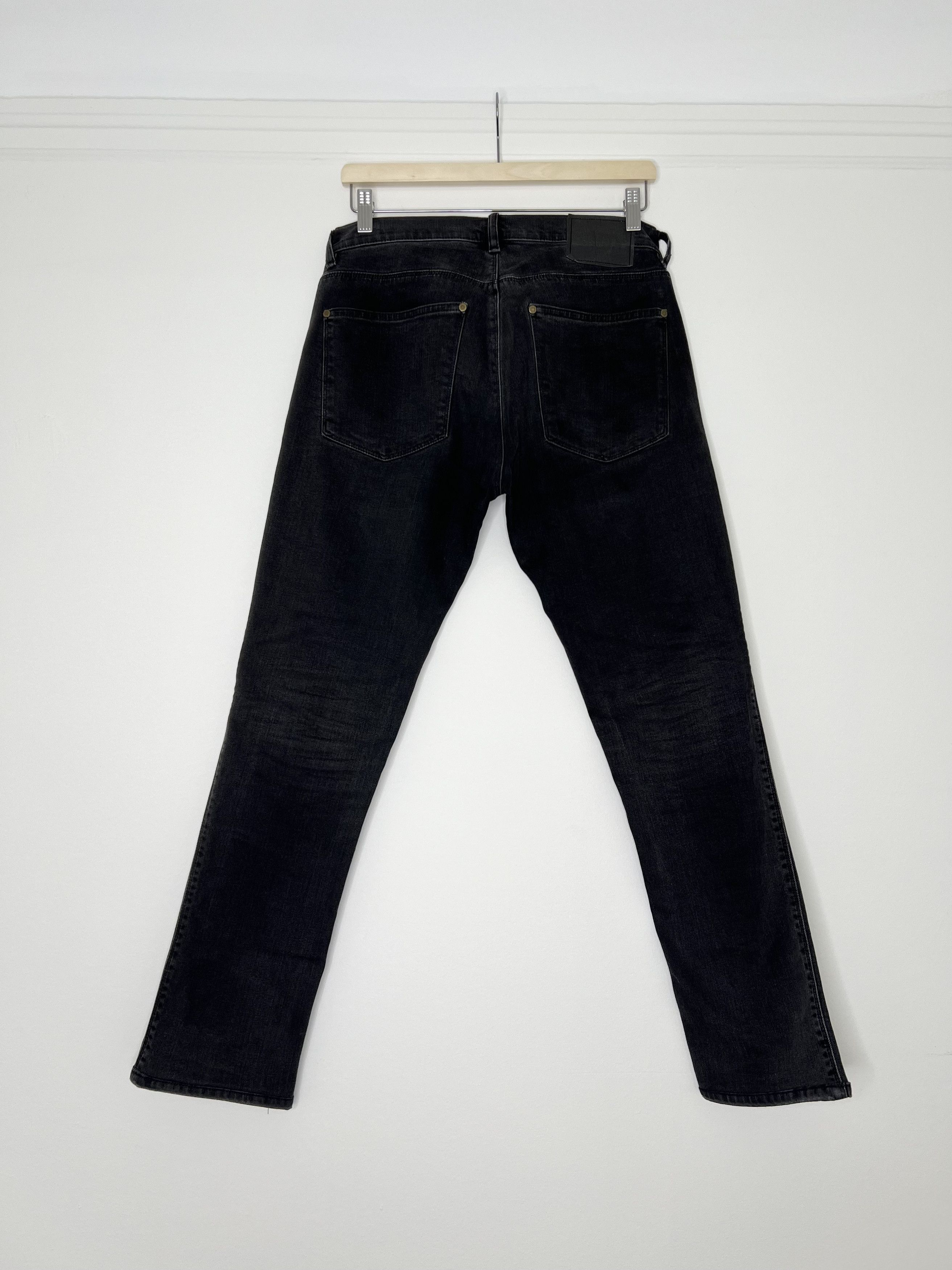 Acne Studios Acne Studios Blå Konst Max Used Bk PSS18 Size 30x30 Size US 30 / EU 46 - 2 Thumbnail