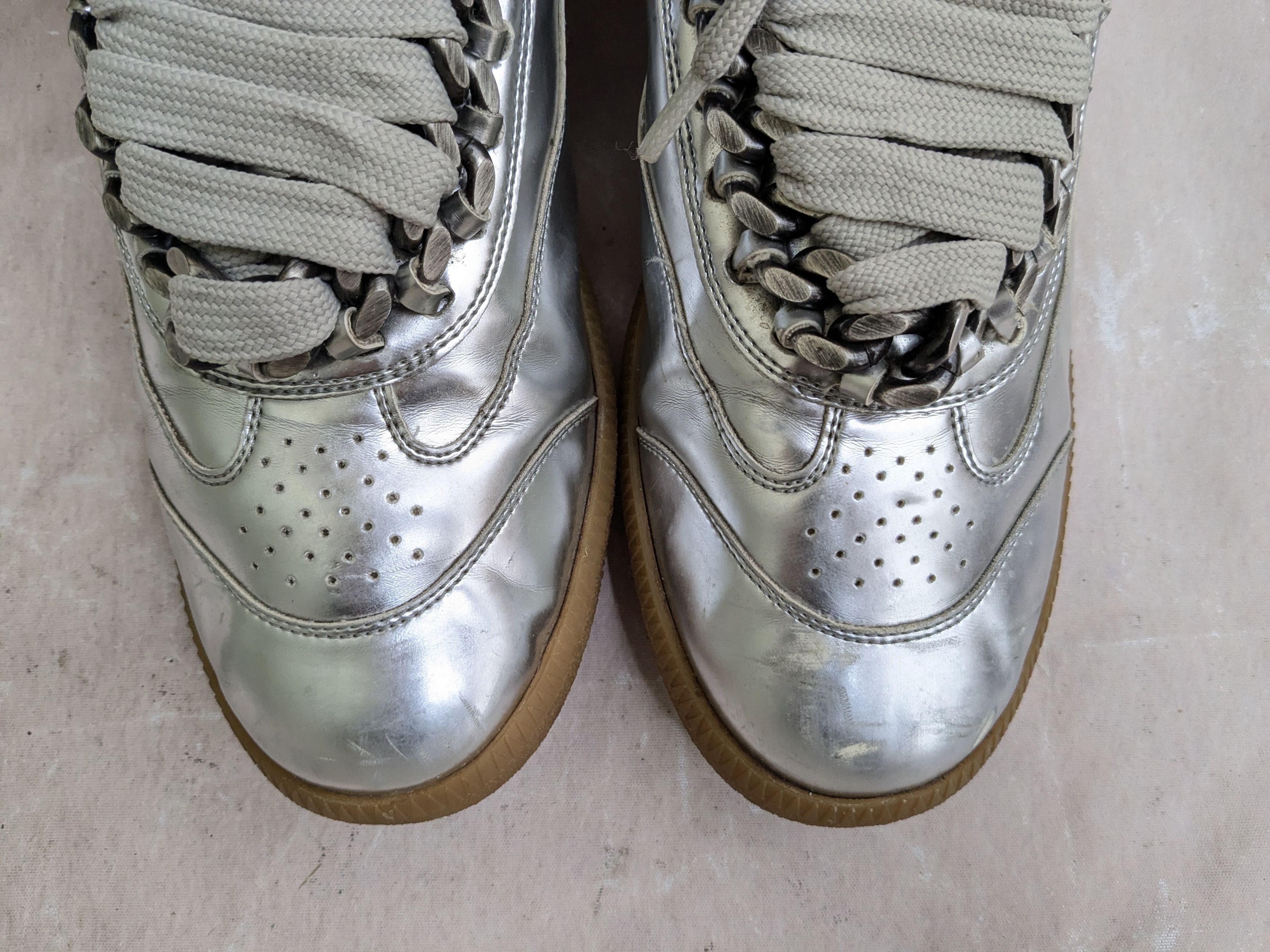 Maison Margiela Maison Margiela Cuban Link High Top Sneakers 10 43 Silver Size US 10 / EU 43 - 2 Thumbnail