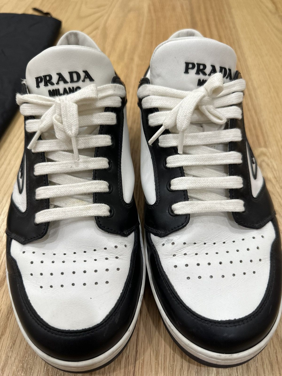 Prada Prada Downtown Sneakers White/Black Size US 8.5 / EU 41-42 - 4 Thumbnail