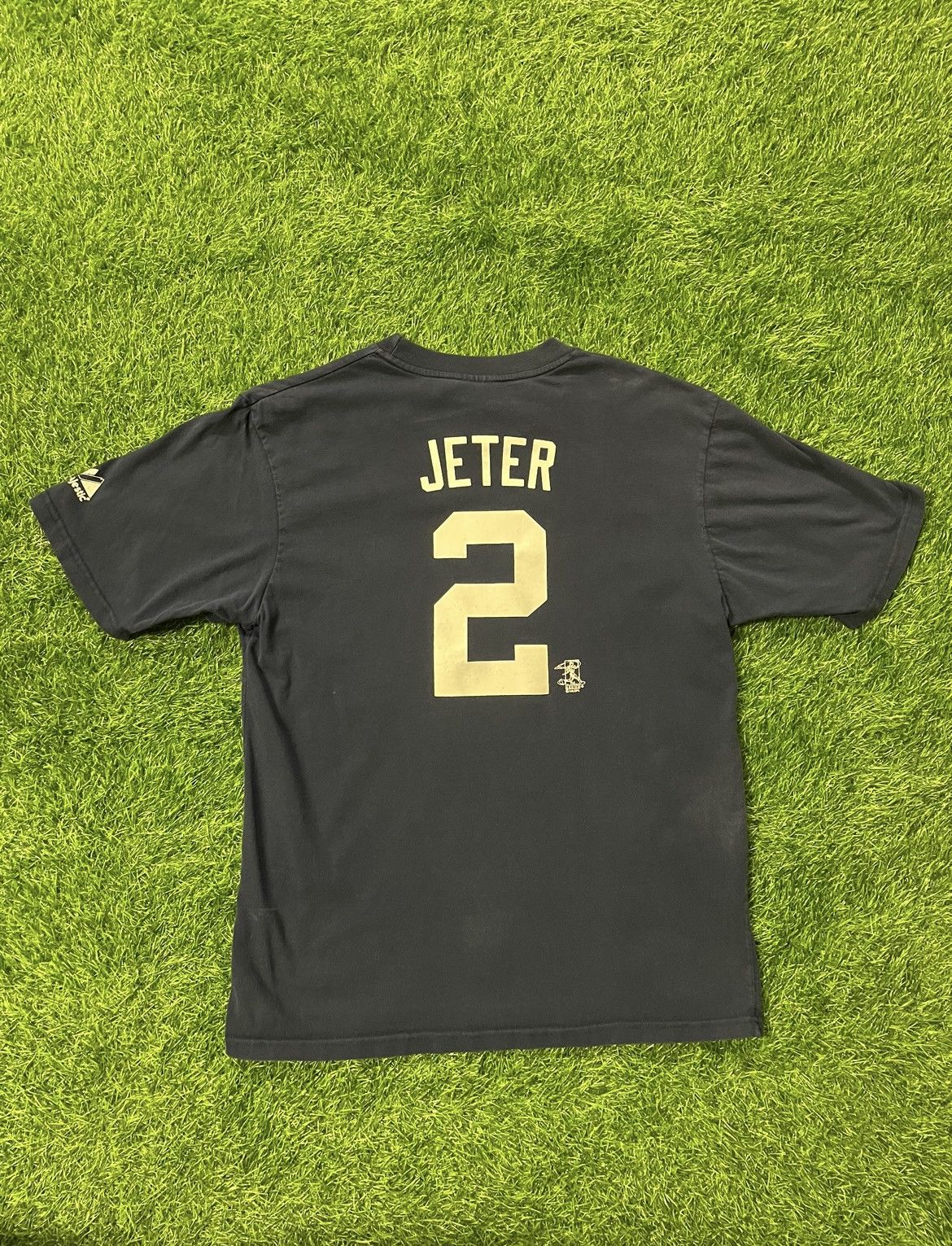 MLB Majestic Mlb New York Yankees Derek Jeter Tee Shirt Size M Size US M / EU 48-50 / 2 - 2 Thumbnail