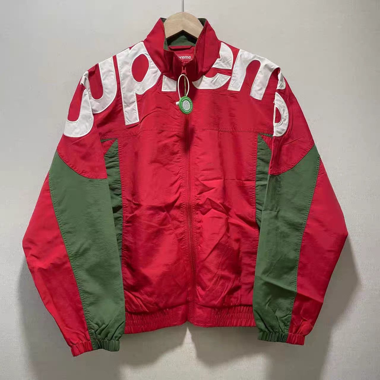 Supreme Red Colorblock Light Jacket Size M Size US M / EU 48-50 / 2 - 1 Thumbnail