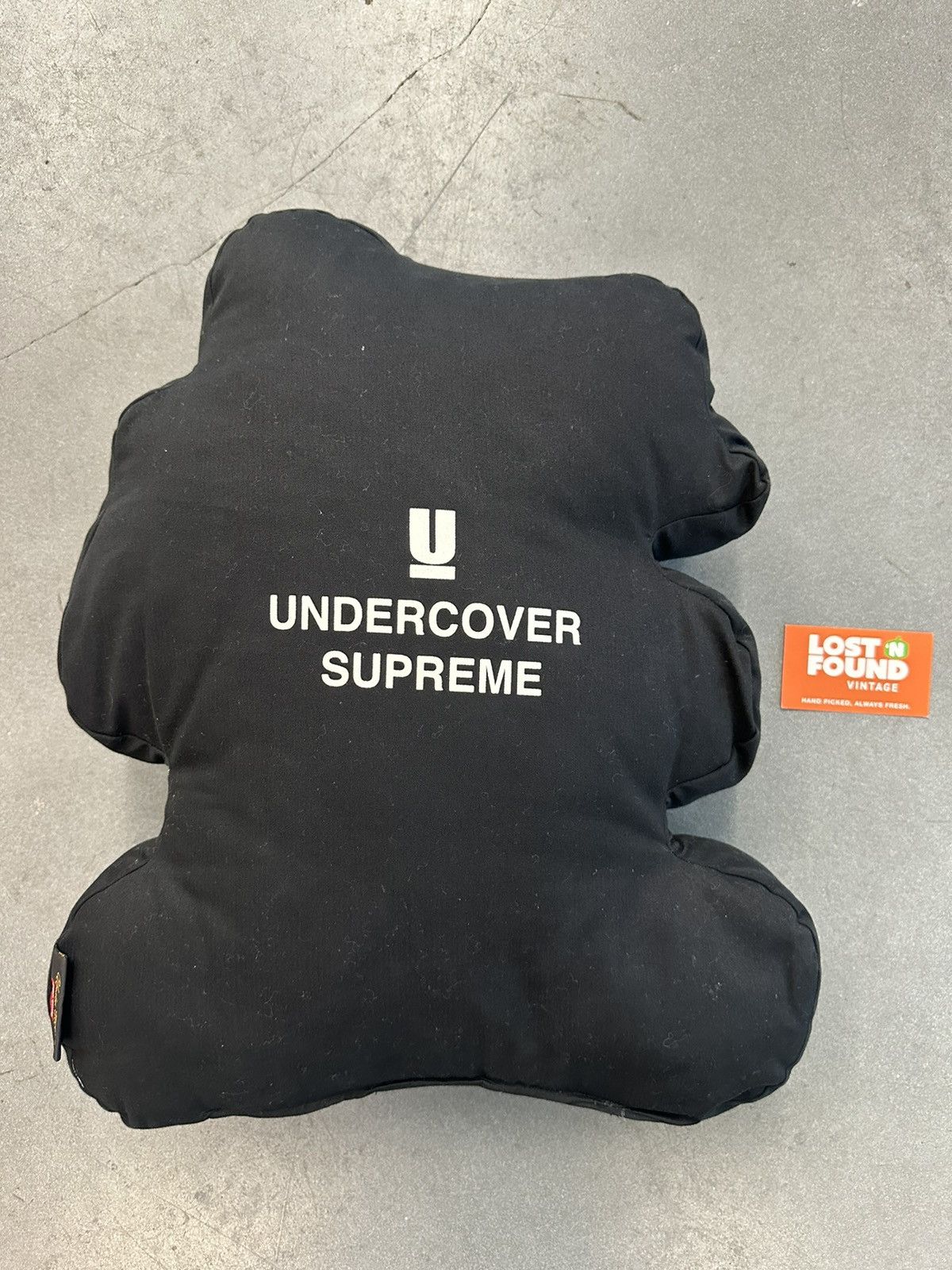 Supreme × Undercover Supreme Undercover Bear Pillow Size ONE SIZE - 3 Thumbnail