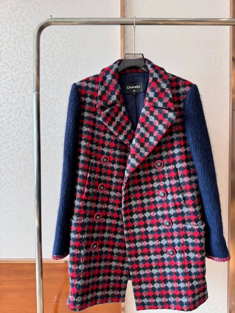 Chanel Chanel Color-blocked checkered coat 2505-Nextarrow Size M / US 6-8 / IT 42-44 - 1 Thumbnail