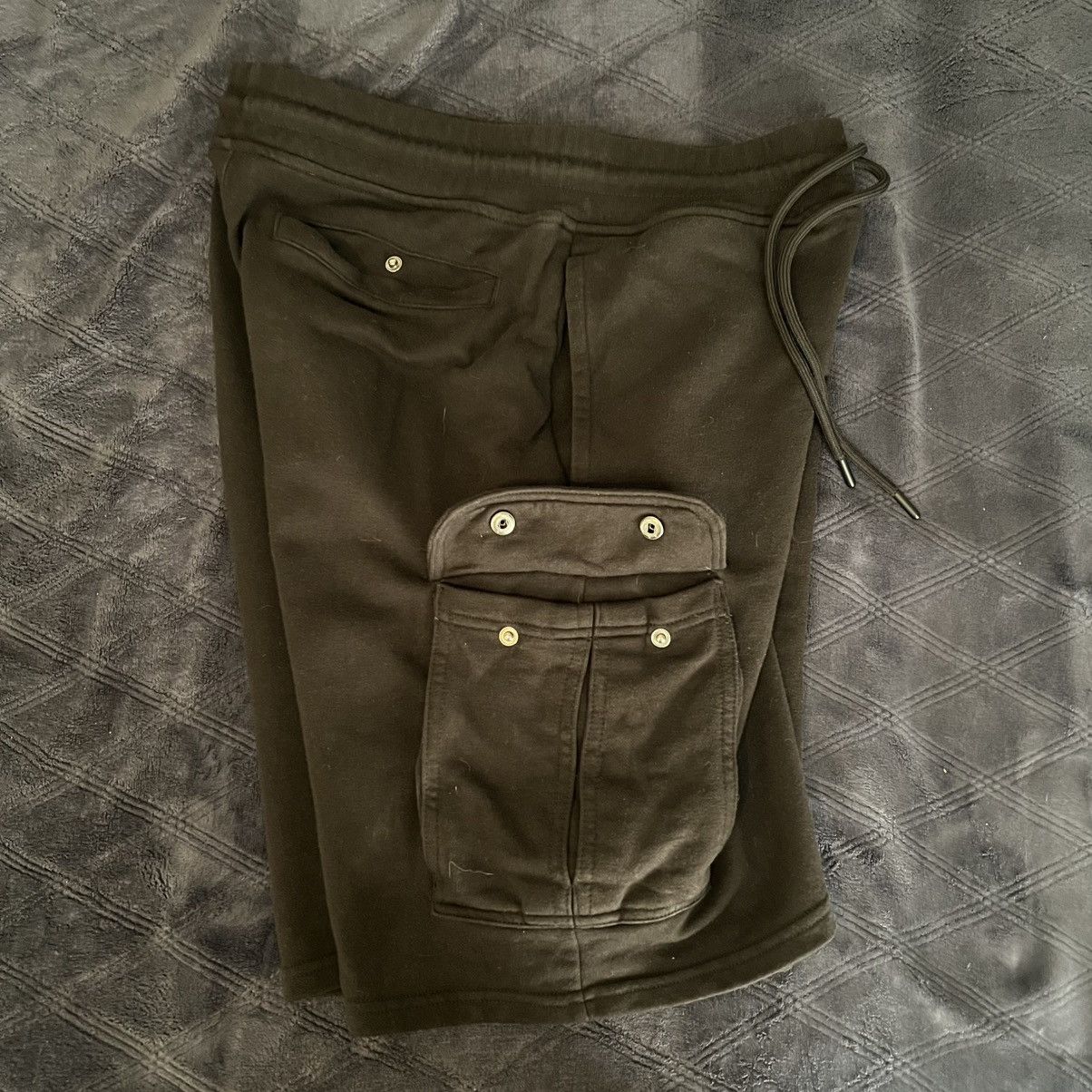 CSG × Champs Sport CSG Black Cargo Shorts Size M Champs Sports Size US 33 - 8 Thumbnail