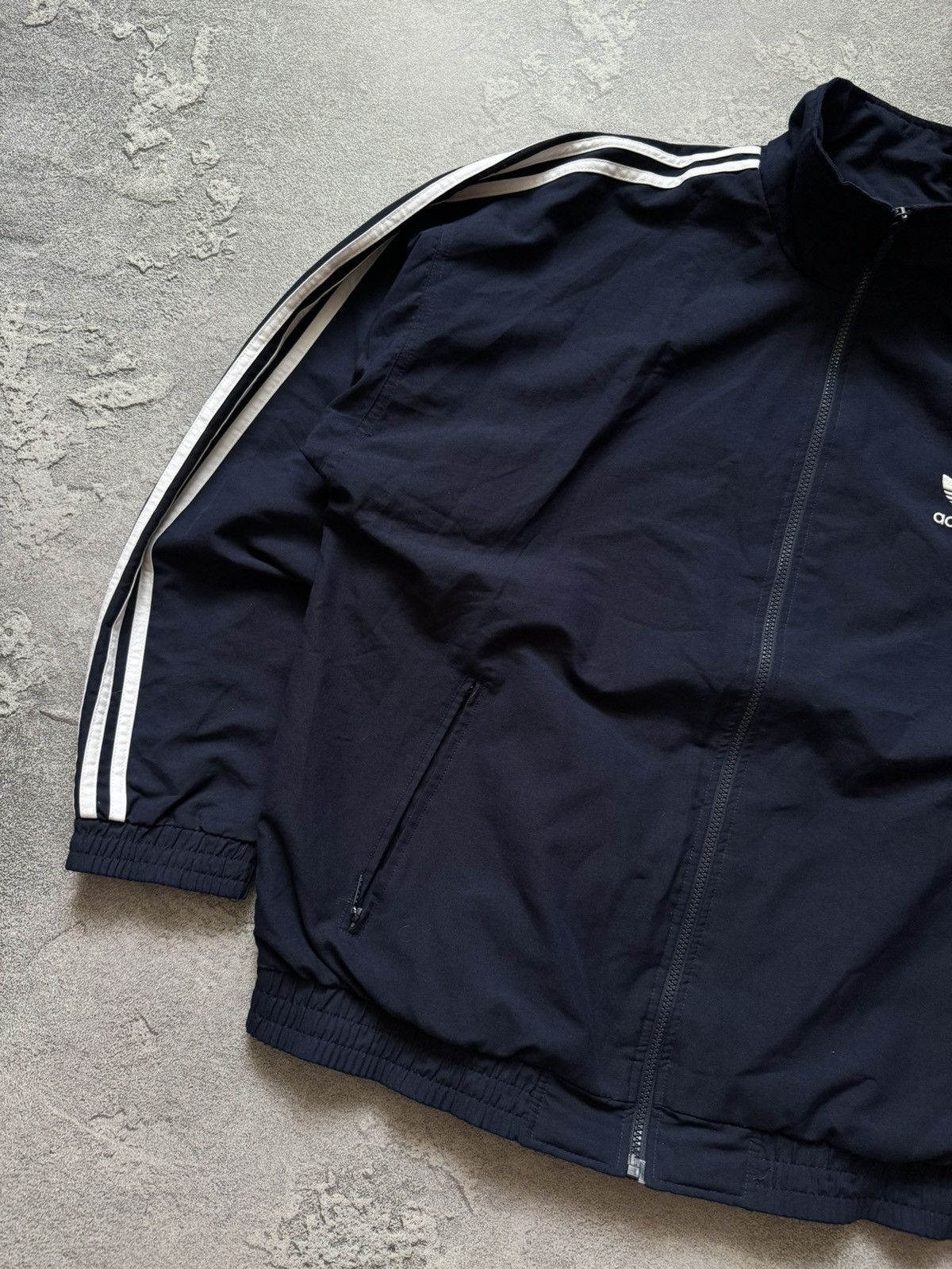 Adidas × Vintage Adidas L/XL vintage 3 stripes jacket zip bomber light Size US L / EU 52-54 / 3 - 6 Thumbnail