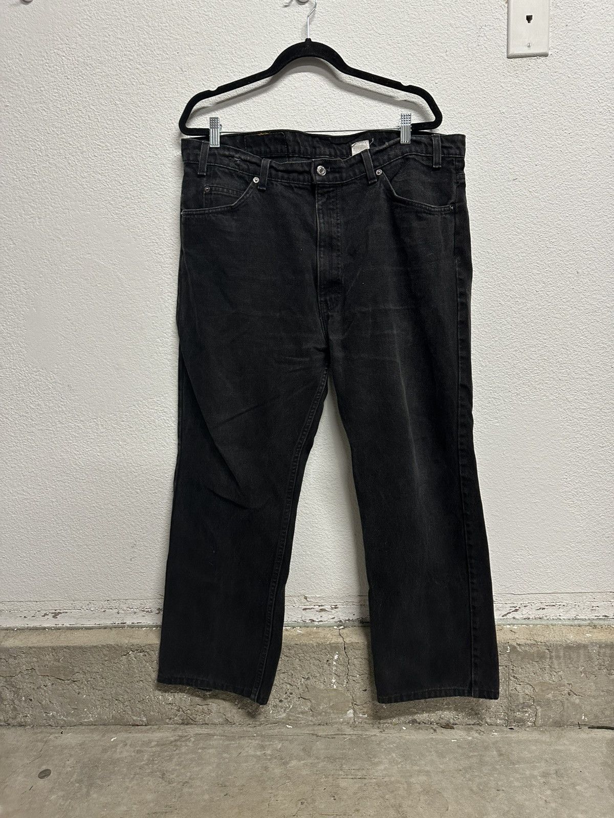 Levi's Vintage Clothing Vintage Levi’s Orange Tabs Denim Black Jeans Size US 40 / EU 56 - 2 Thumbnail