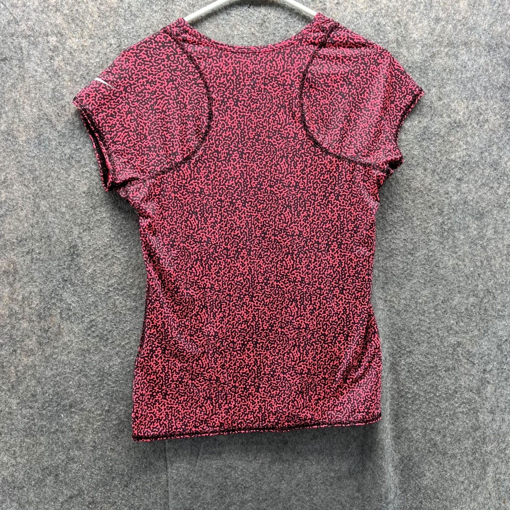 Nike Nike Shirt Women Medium Pink Athletic Dri Fit Polyester Tennis Short Sleeve Round Neck Training Size M / US 6-8 / IT 42-44 - 7 Thumbnail