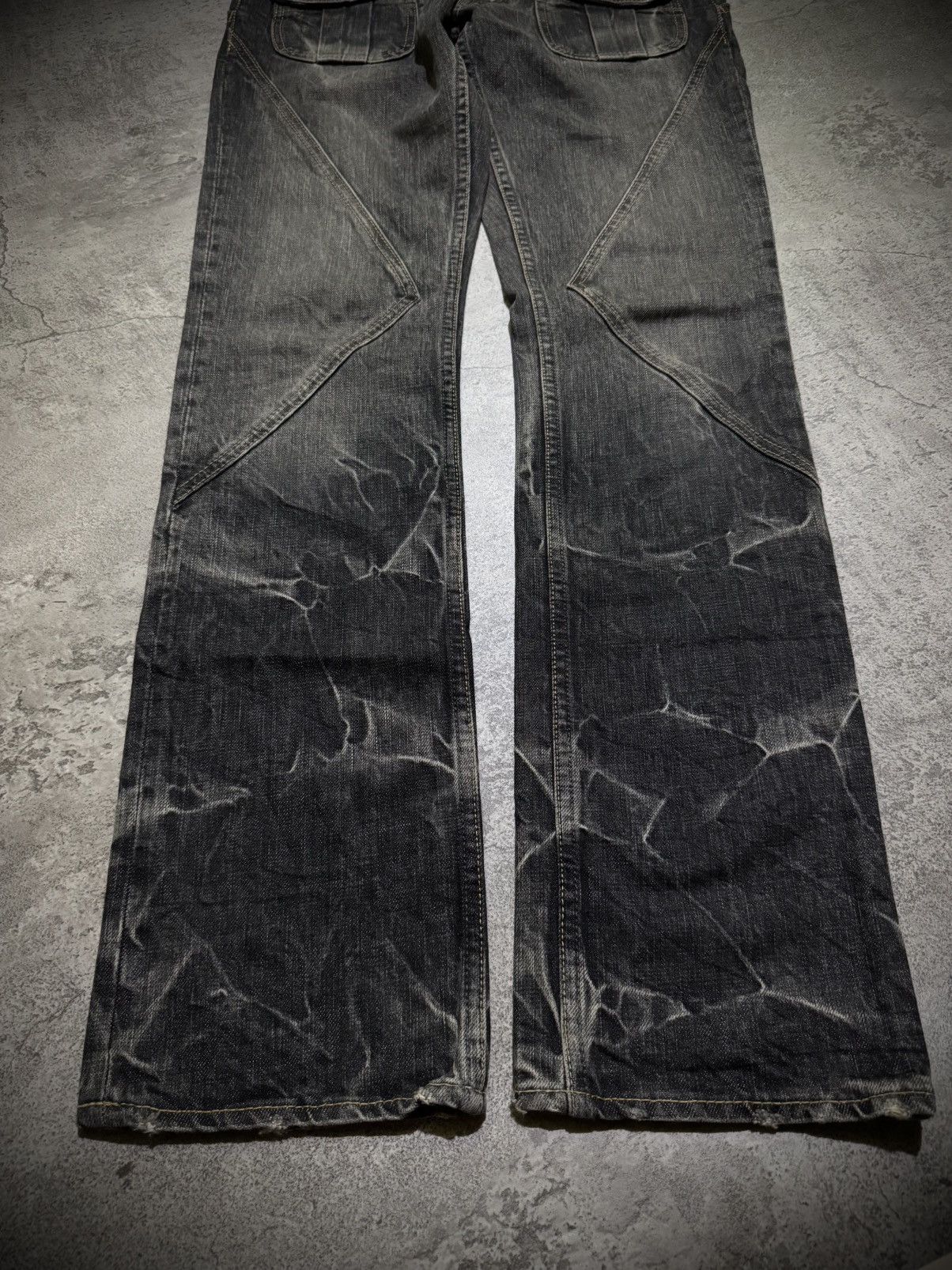 Hysteric Glamour HYSTERIC GLAMOUR FADDING JEANS Size US 32 / EU 48 - 5 Thumbnail