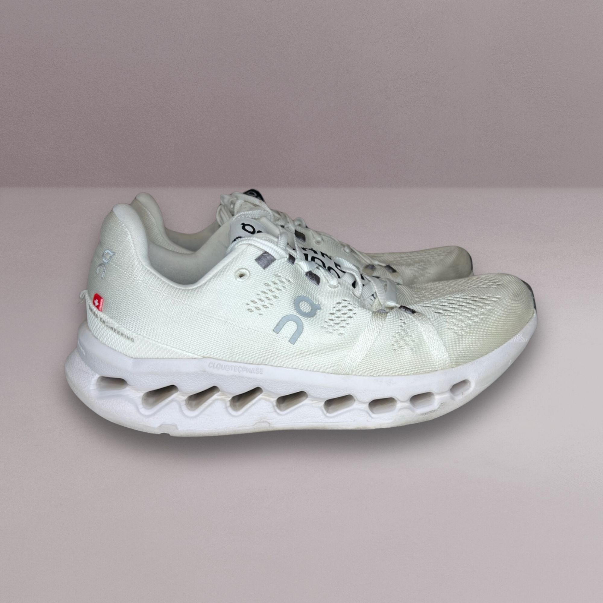 On On Cloudsurfer Womens Running Shoes Size 7.5 White Lightweig Size US 7.5 / IT 37.5 - 4 Thumbnail