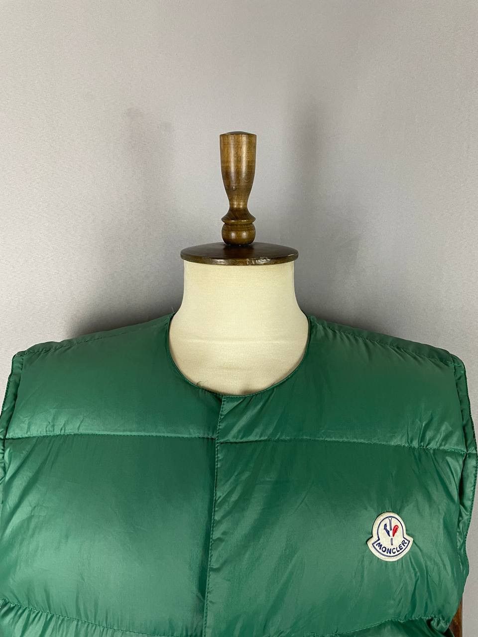 Moncler Moncler Down Vest Jacket Vintage Green 1990s Size US M / EU 48-50 / 2 - 3 Thumbnail