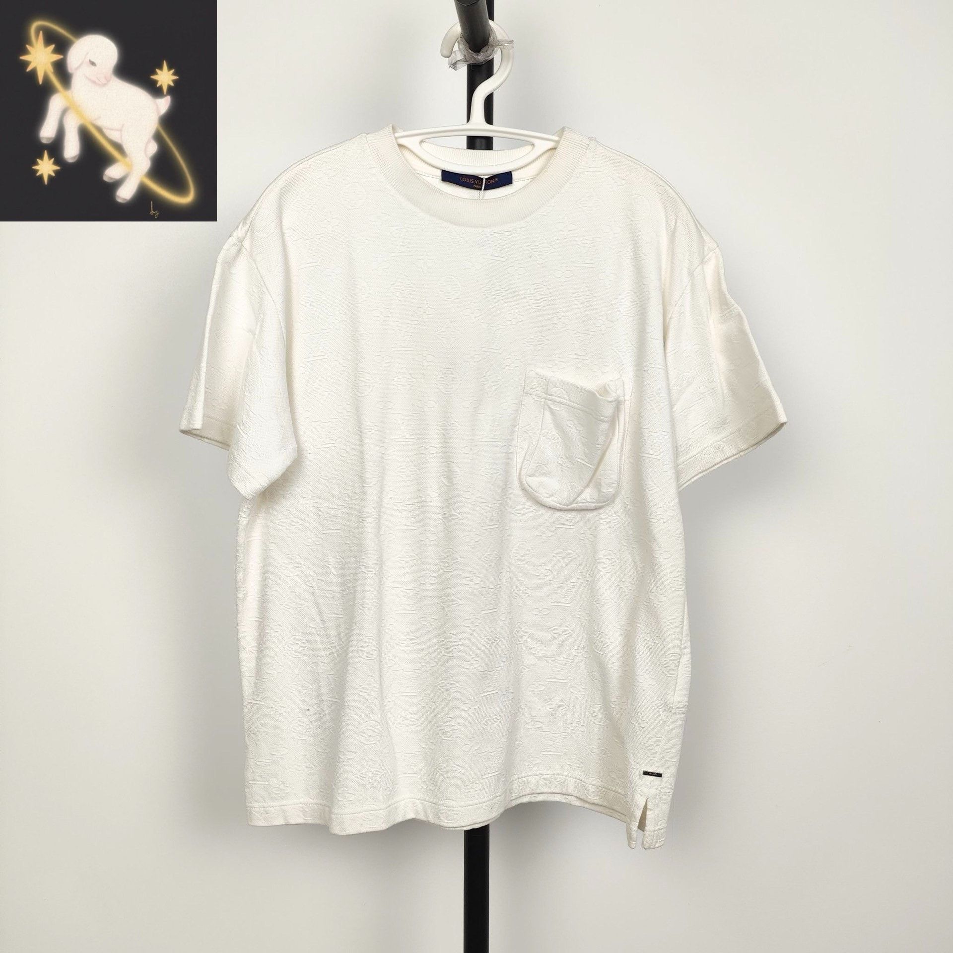 Louis Vuitton Louis Vuitton White T-Shirt S Women Size S / US 4 / IT 40 - 1 Thumbnail