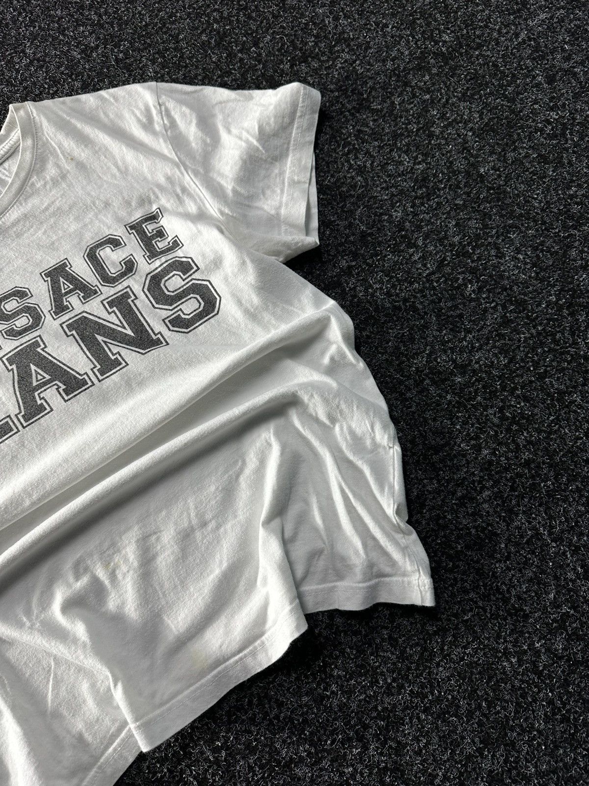 Versace × Vintage 🚨 VINTAGE VERSACE JEANS BIG LOGO TEE RARE LUXURY Size XS / US 0-2 / IT 36-38 - 3 Thumbnail